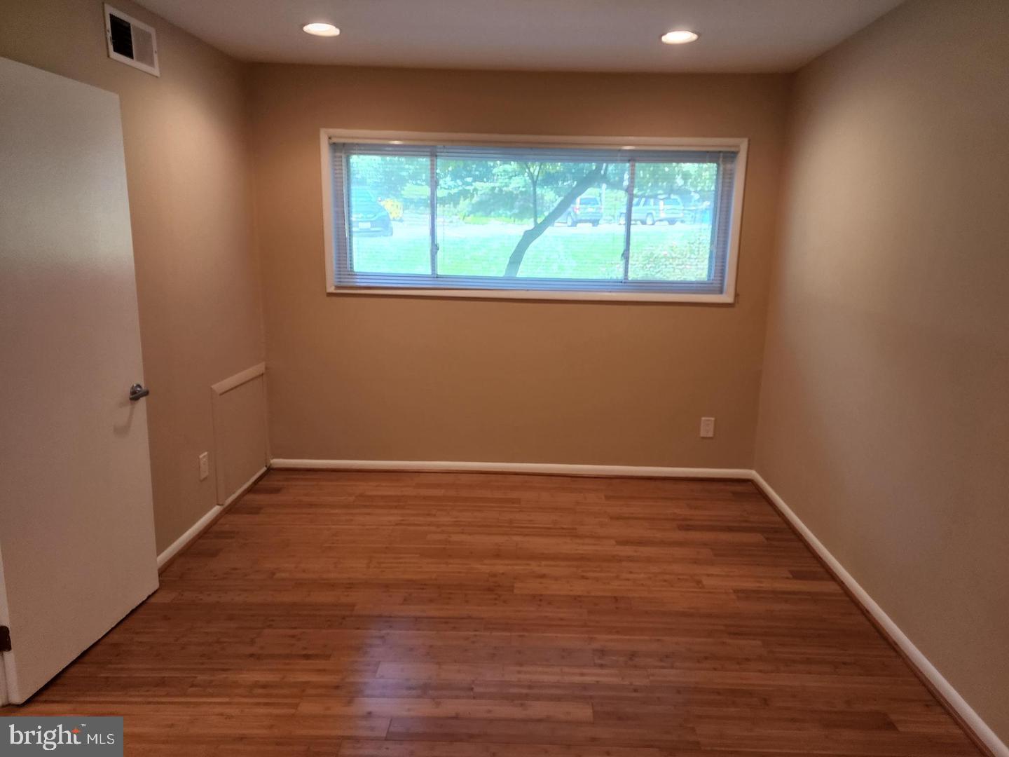 HERITAGE WOODS NORTH - Residential