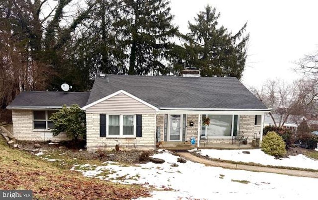 Photo of 311 Lynoak Avenue, READING, PA 19607 (MLS # PABK2068424)