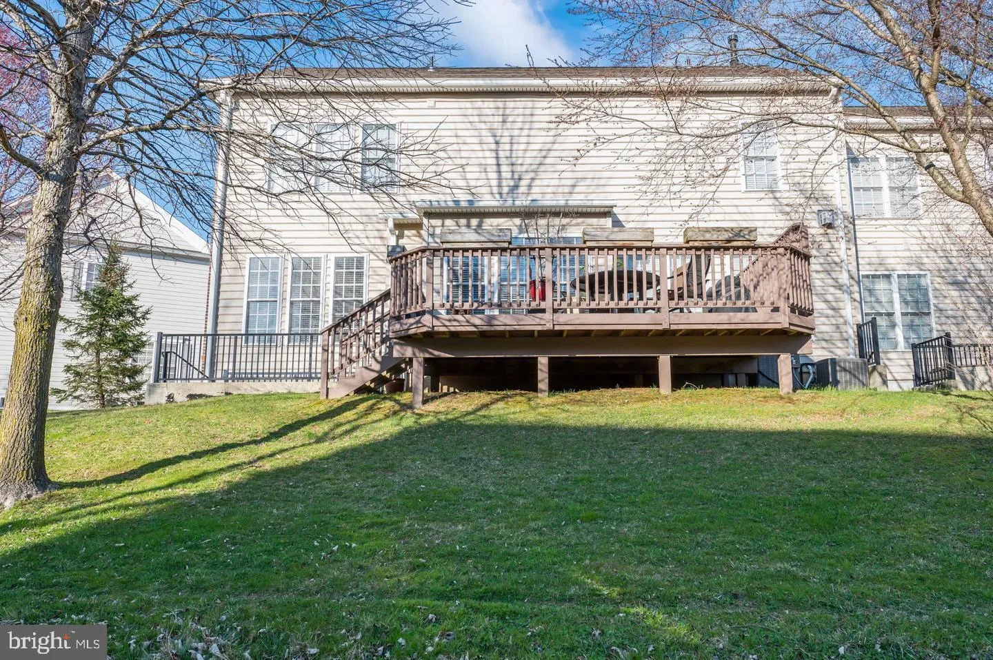 Newtown Square, Pennsylvania 19073, United States, 3 Bedrooms Bedrooms, ,3 BathroomsBathrooms,Residential,Pending,24094