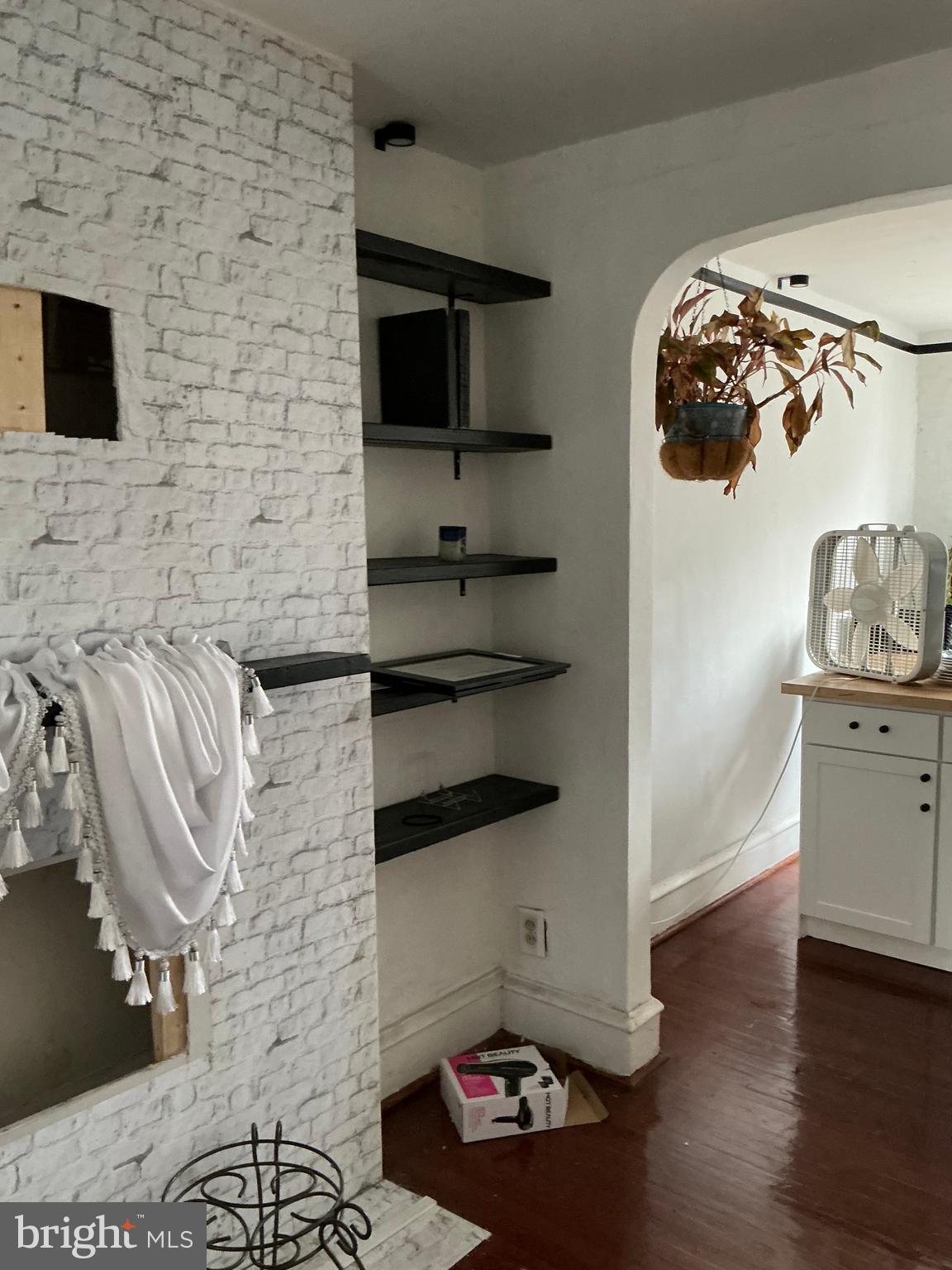 OVERBROOK - Residential