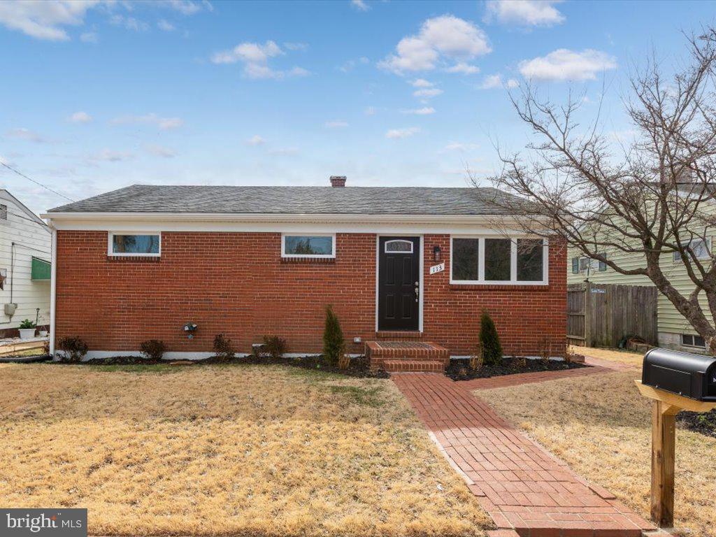 ARUNDEL GARDENS - Residential