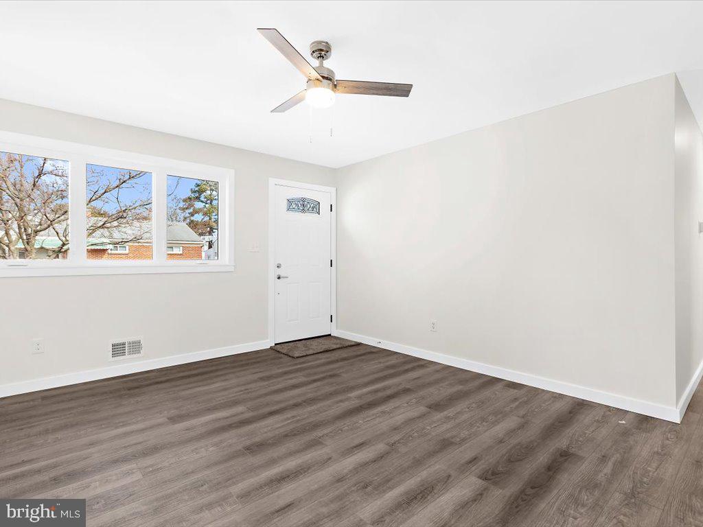 ARUNDEL GARDENS - Residential