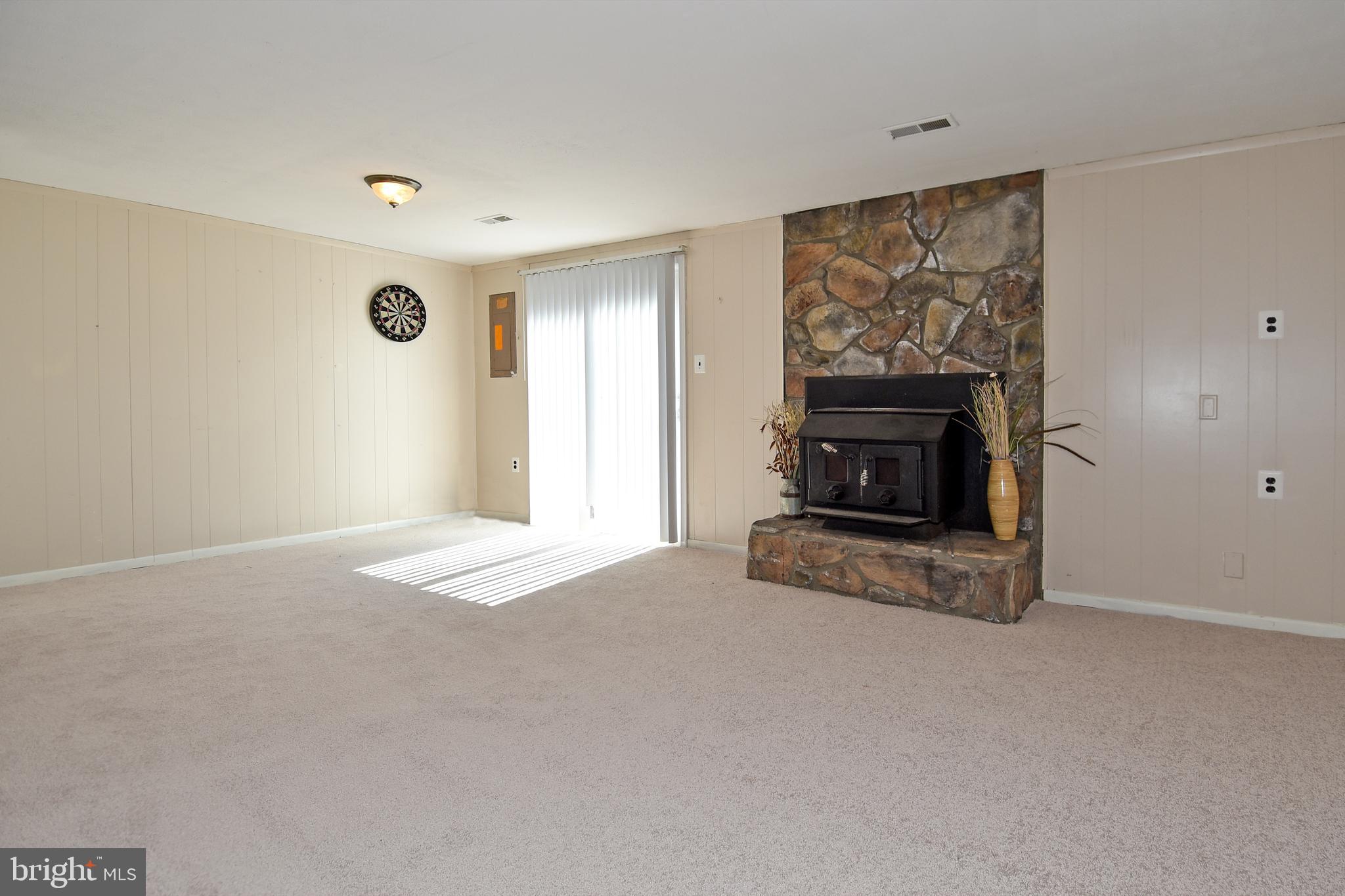 LAKE RIDGE - Residential