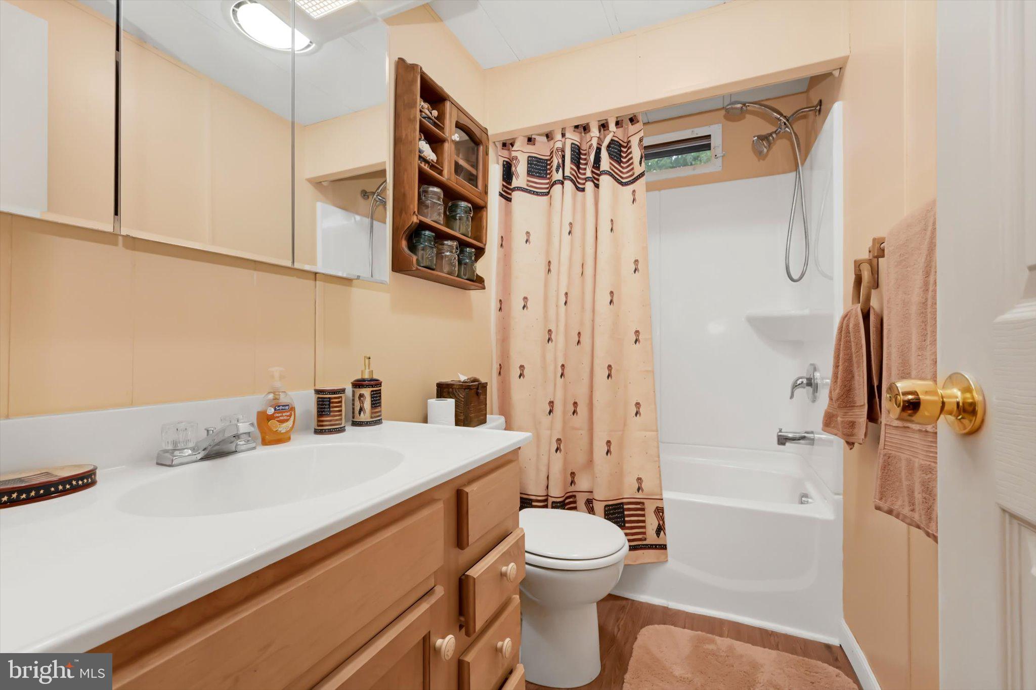 MUDDY CREEK VILLAGE - Residential