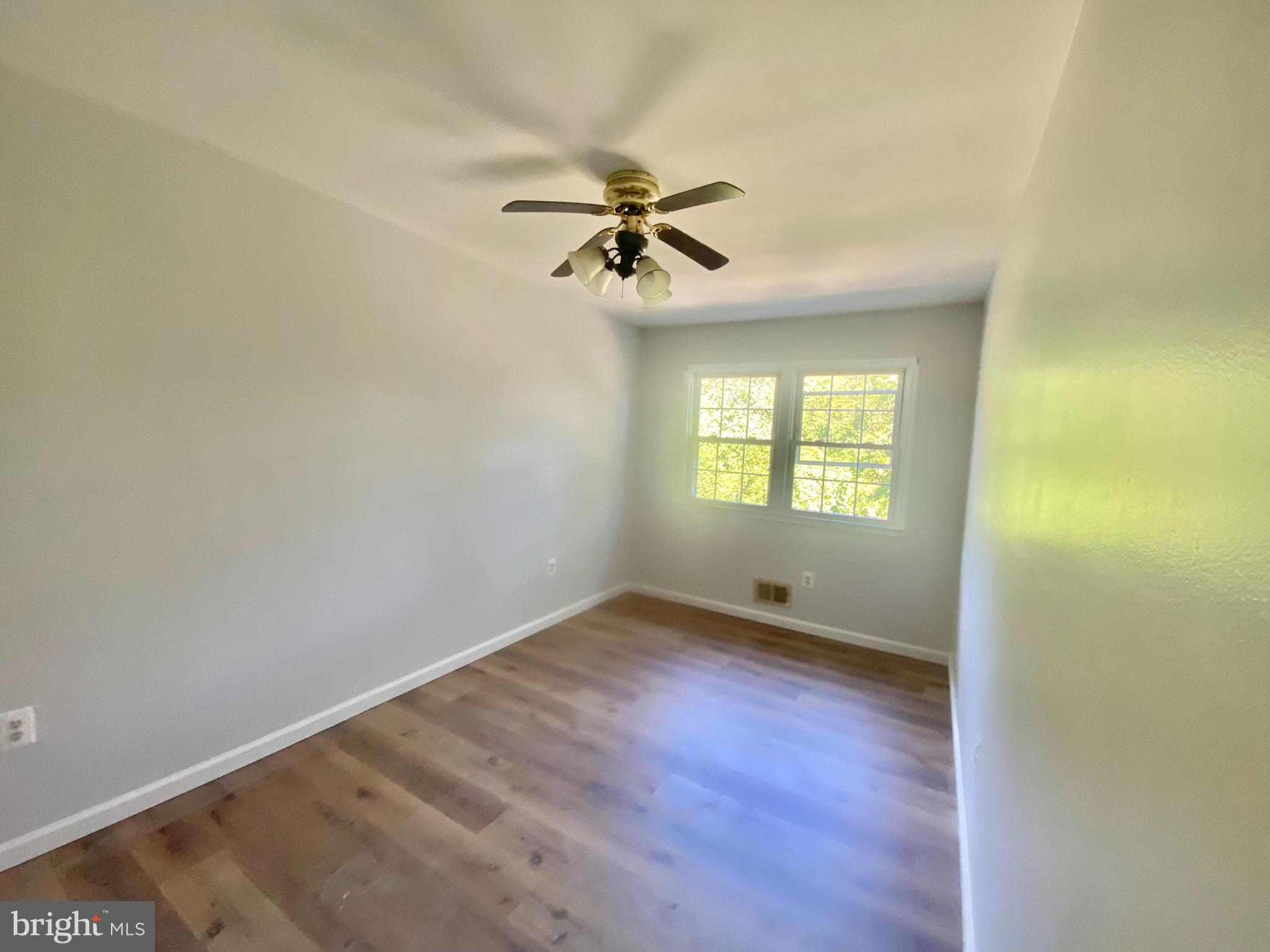 DALE CITY - Residential Lease