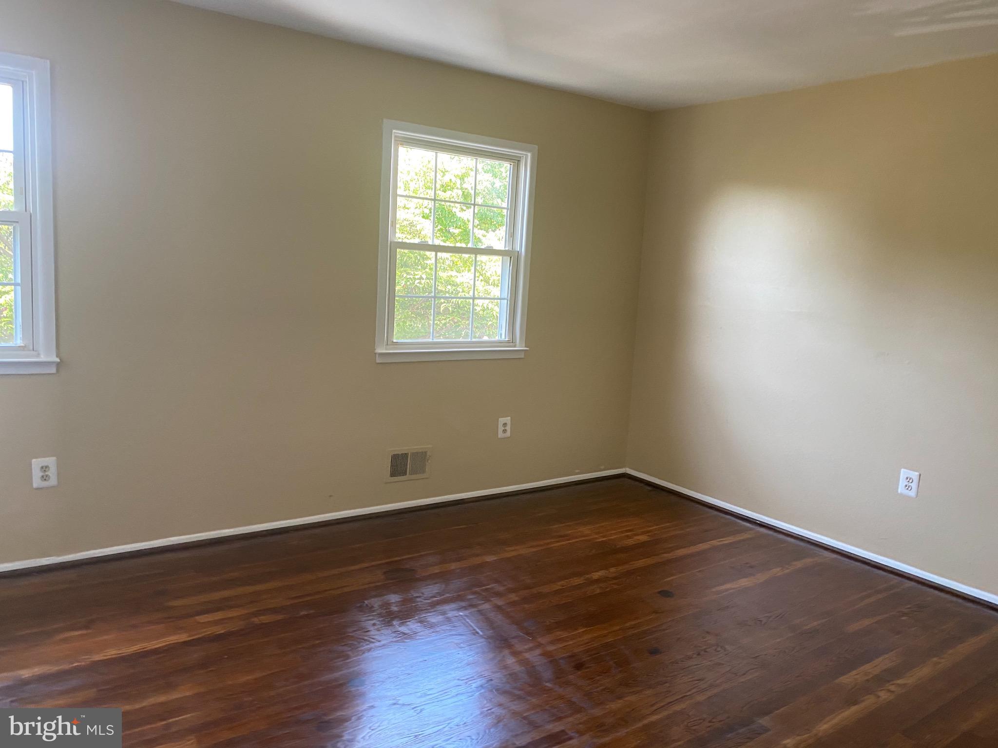 DALE CITY - Residential Lease