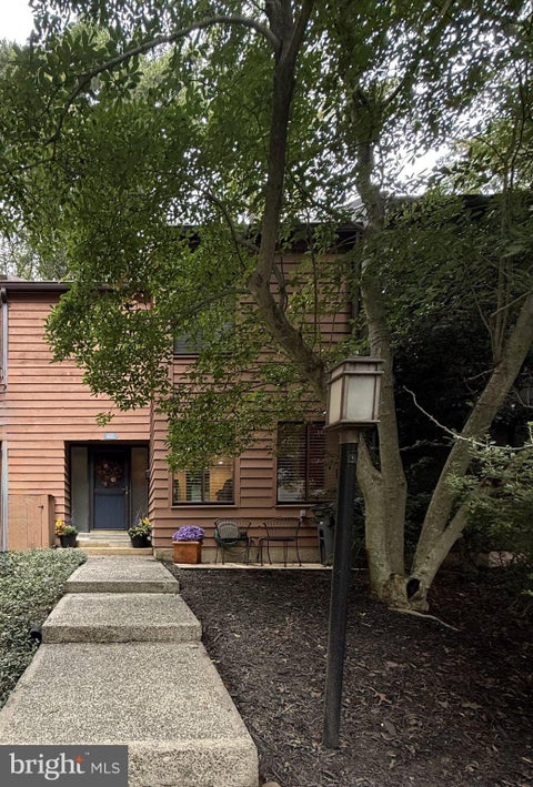 Photo of 11570 Woodhollow Court, RESTON, VA 20191 (MLS # VAFX2336482)