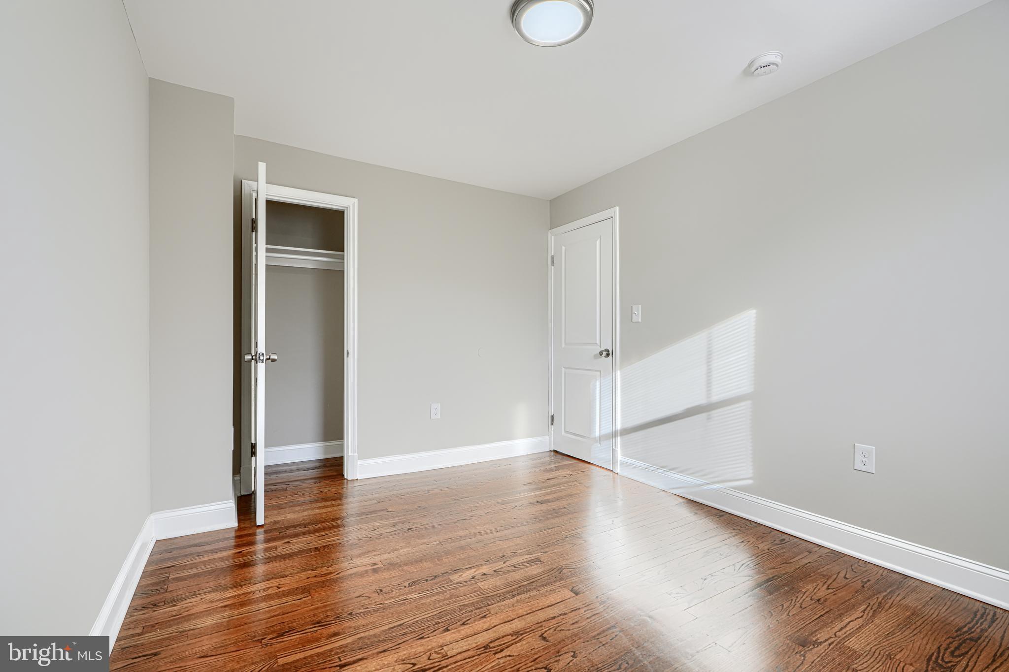 RAMBLEWOOD - Residential