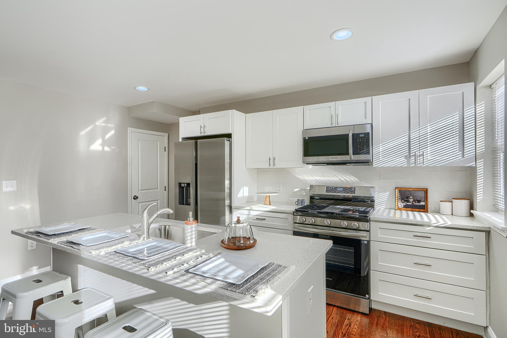 RAMBLEWOOD - Residential