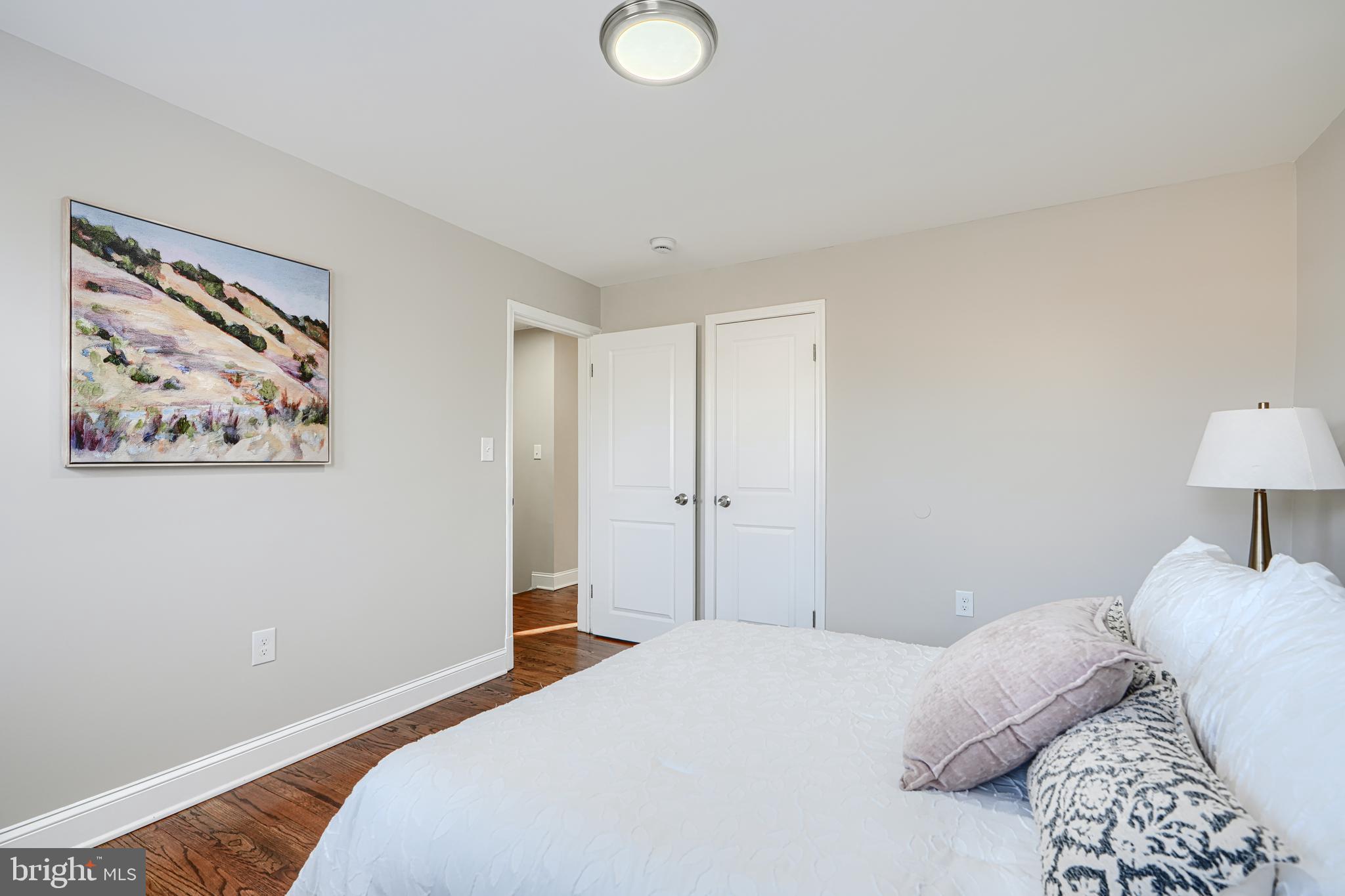 RAMBLEWOOD - Residential