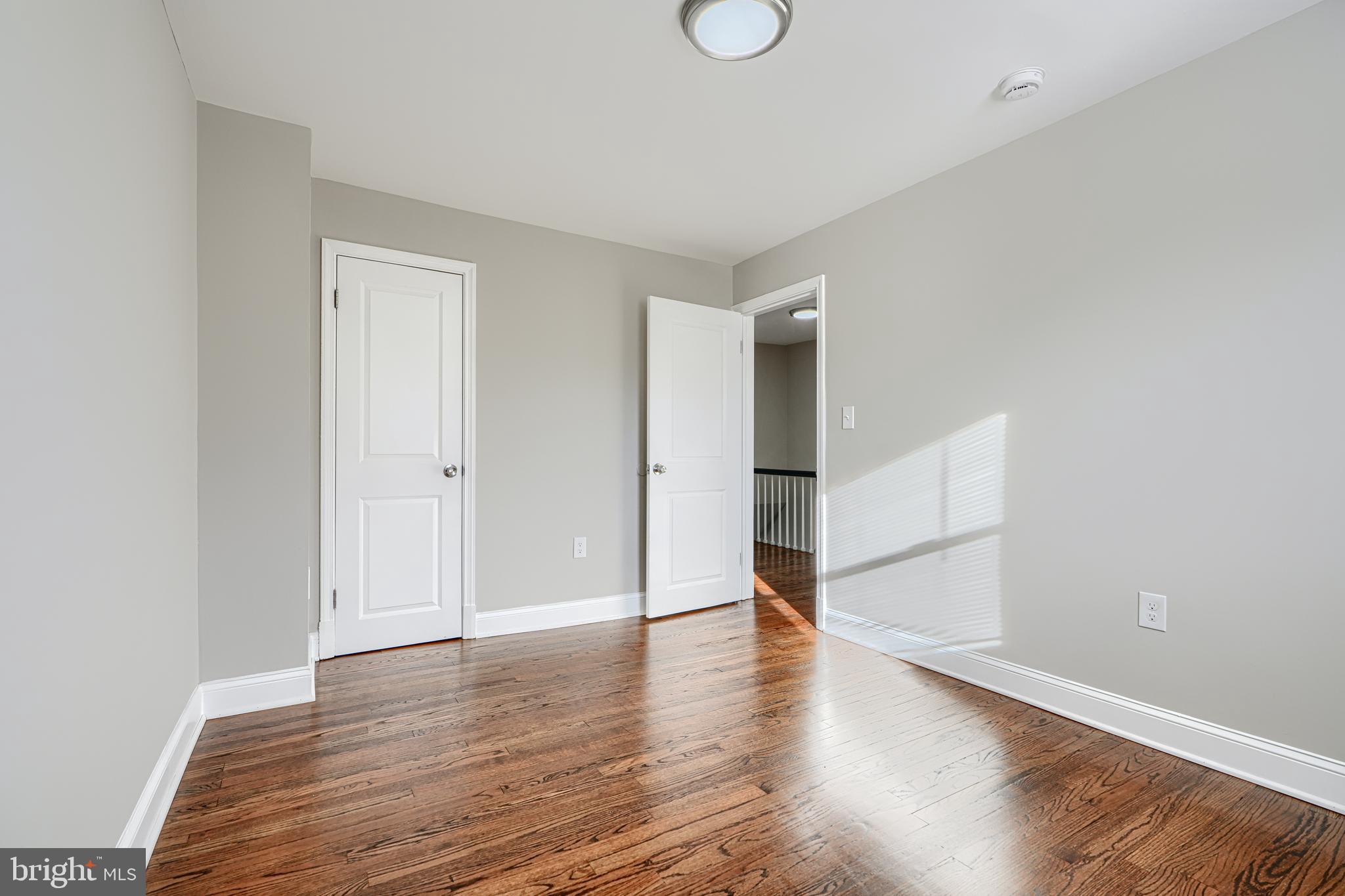 RAMBLEWOOD - Residential