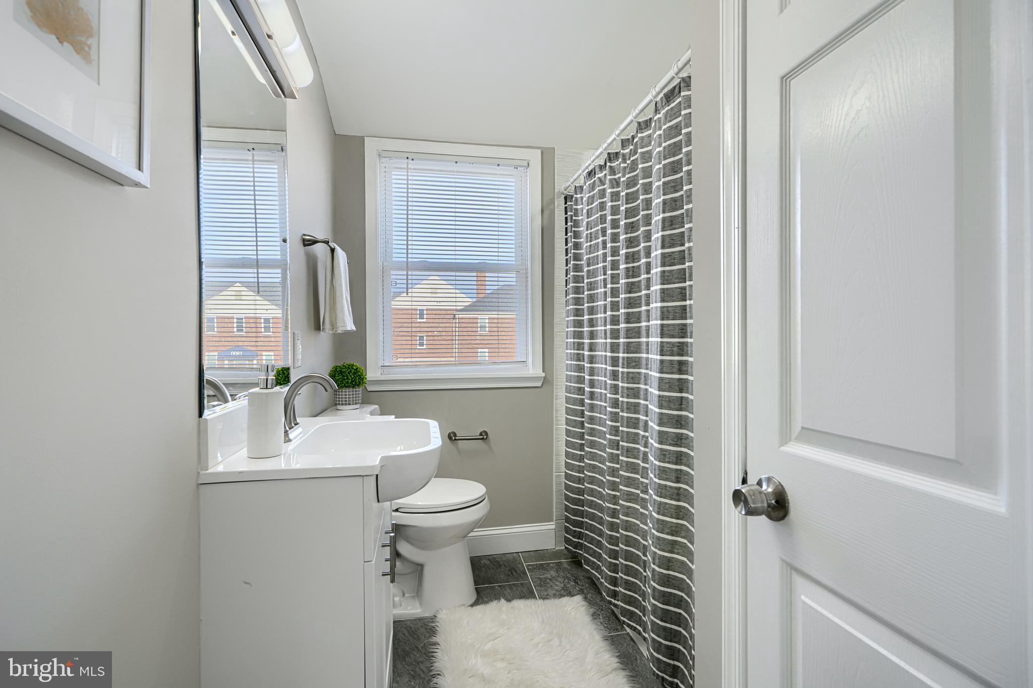 RAMBLEWOOD - Residential