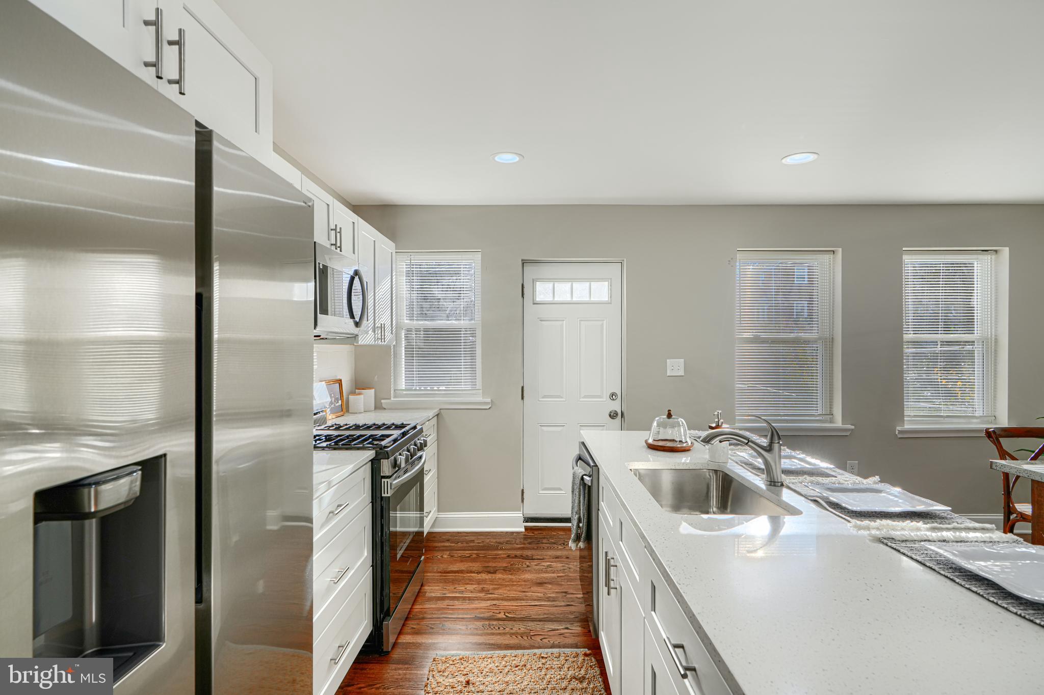 RAMBLEWOOD - Residential