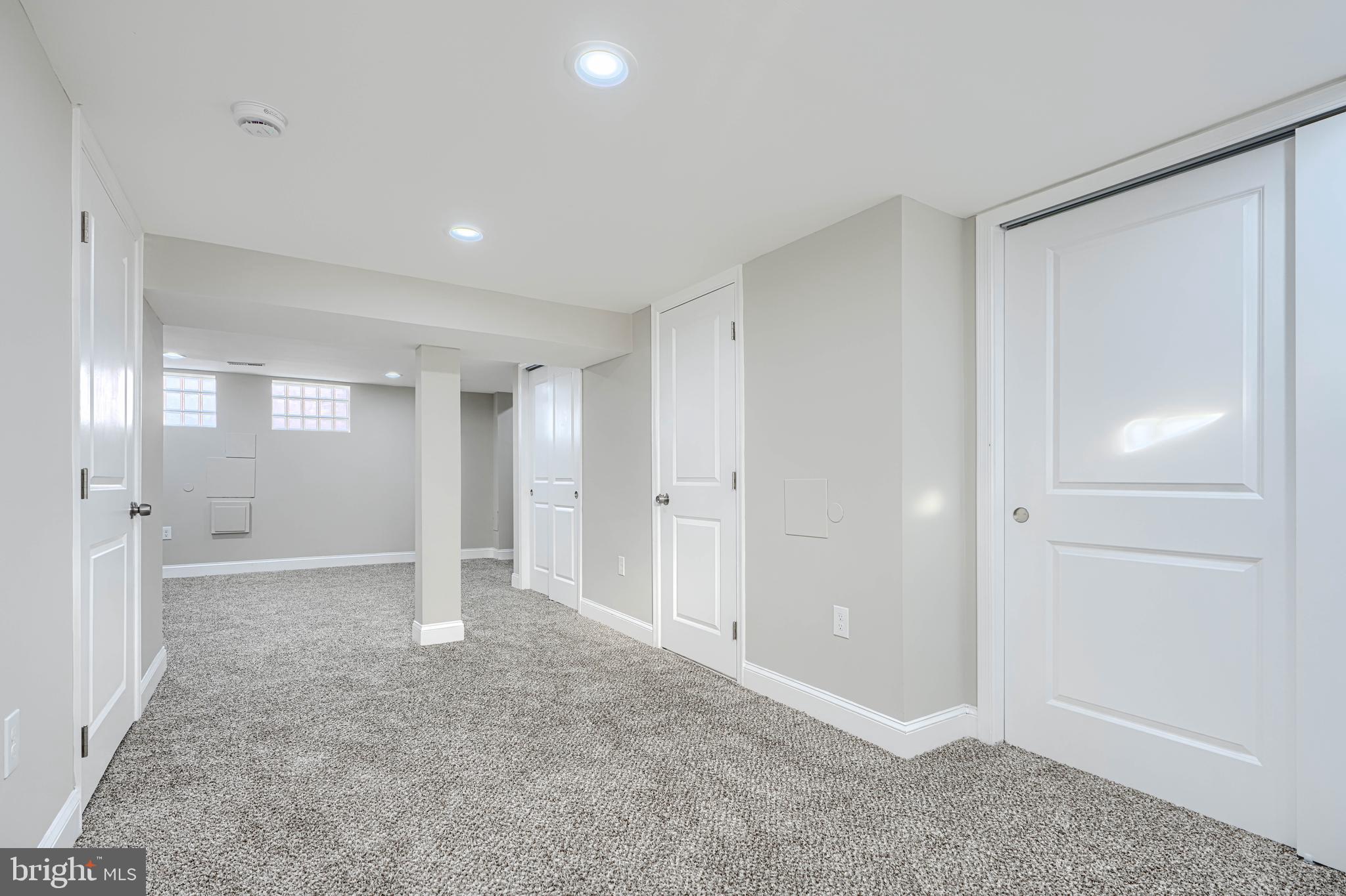 RAMBLEWOOD - Residential