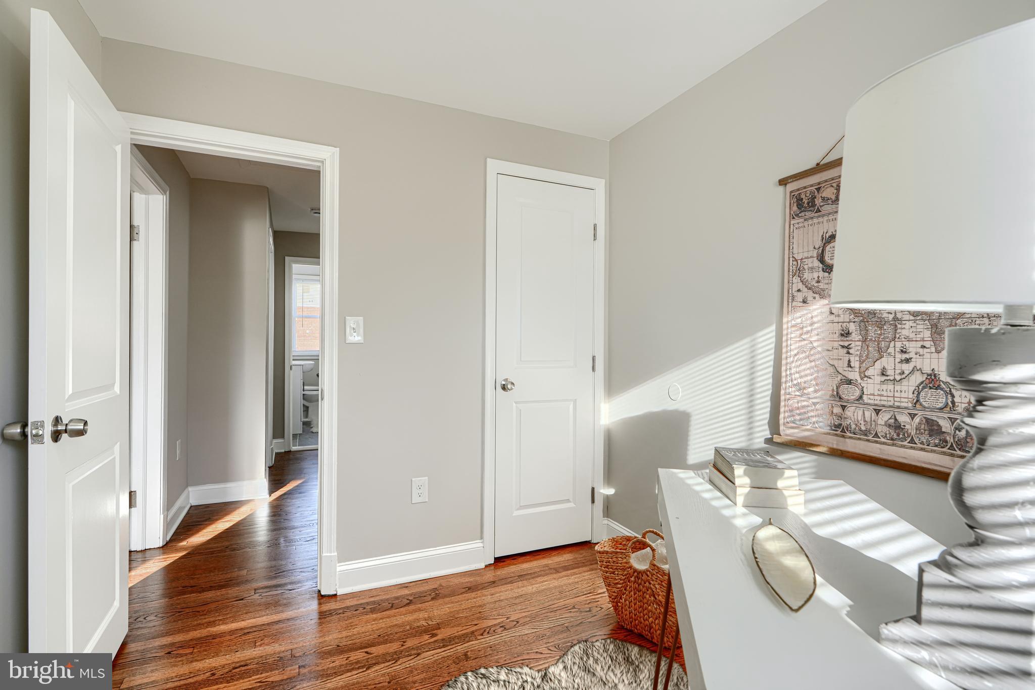 RAMBLEWOOD - Residential