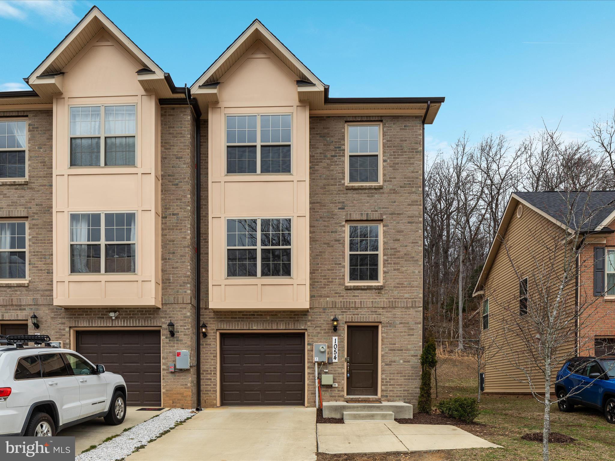 1054 OWENS ROAD