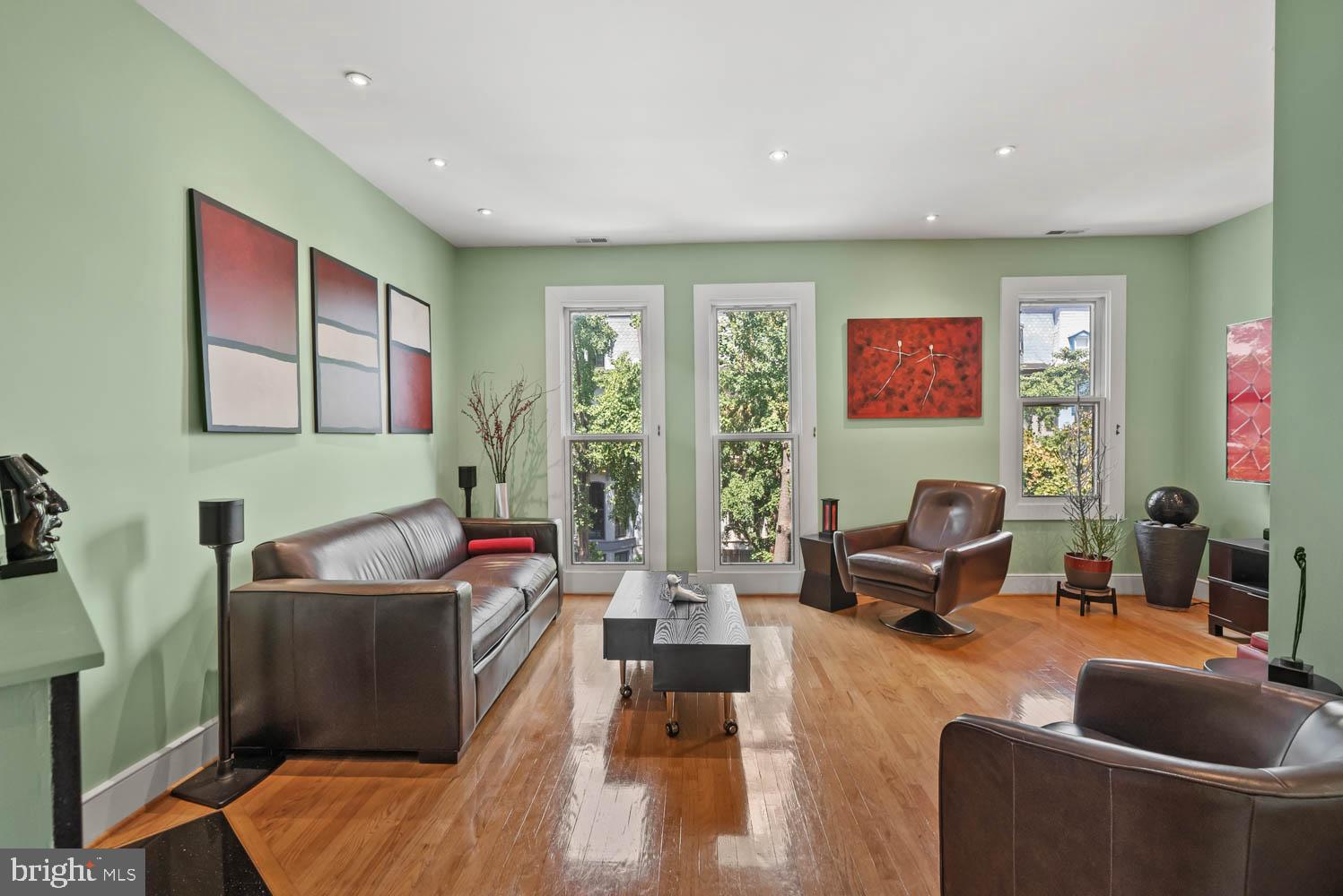 1332 CORCORAN STREET NW 6