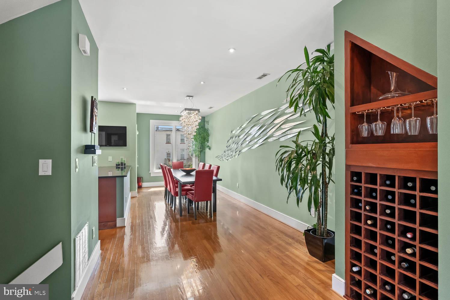 1332 CORCORAN STREET NW 6