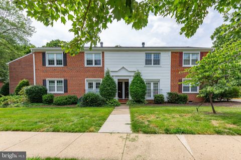 2637 S WALTER REED DRIVE B ARLINGTON VA 22206