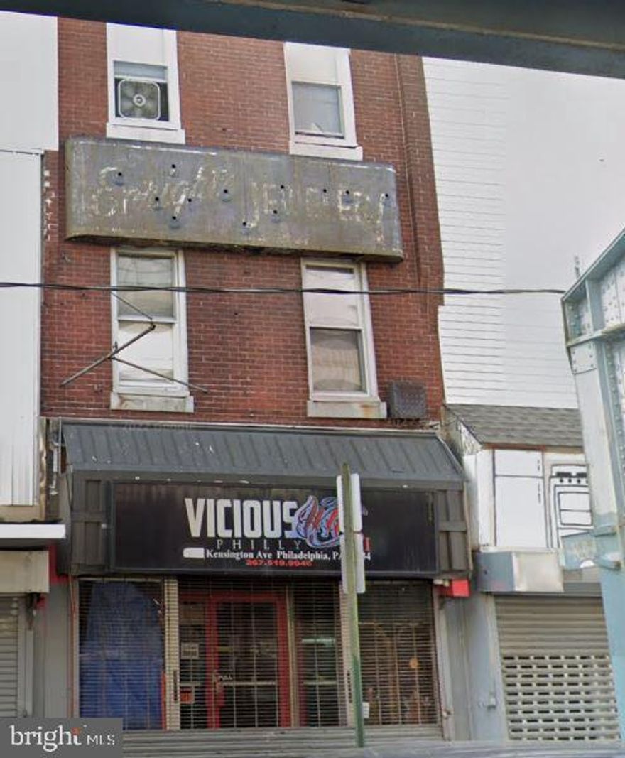 3074 Kensington Ave, a CMX-2.5 mixed-use property offering great income potential! The first floor features a rented commercial space at $1,100/month, while the second floor boasts a vacant 4-bedroom apartment, ready to rent for $1,200-$1,300/month. Ideal for investors or owner-occupants looking to maximize rental income. Don’t miss this opportunity in a prime location!