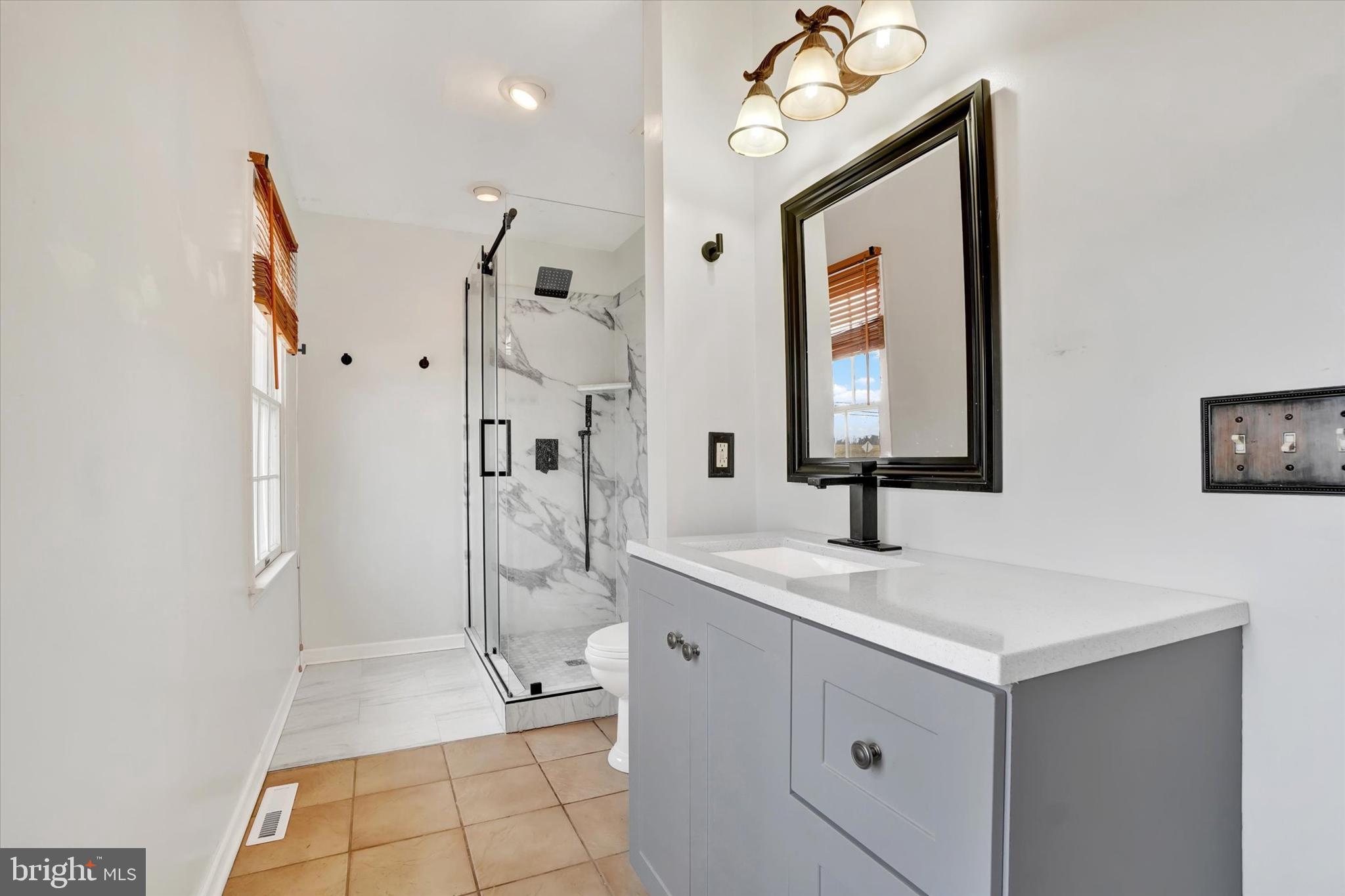 STRAWBERRY FIELDS - Residential