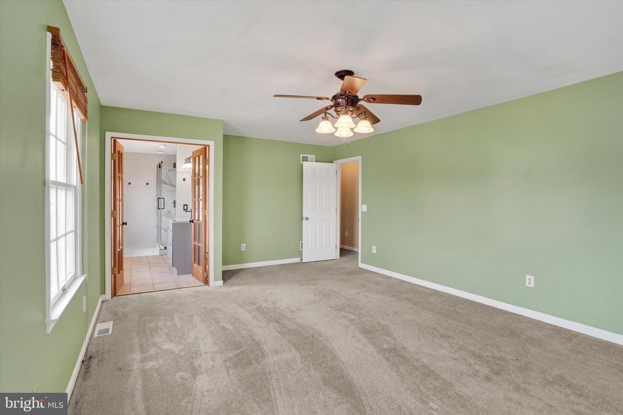 STRAWBERRY FIELDS - Residential