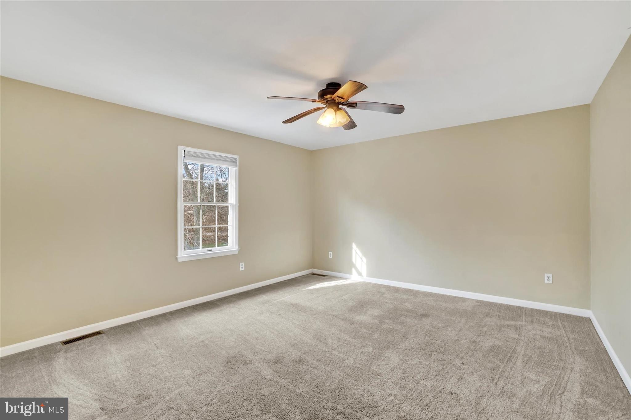 STRAWBERRY FIELDS - Residential