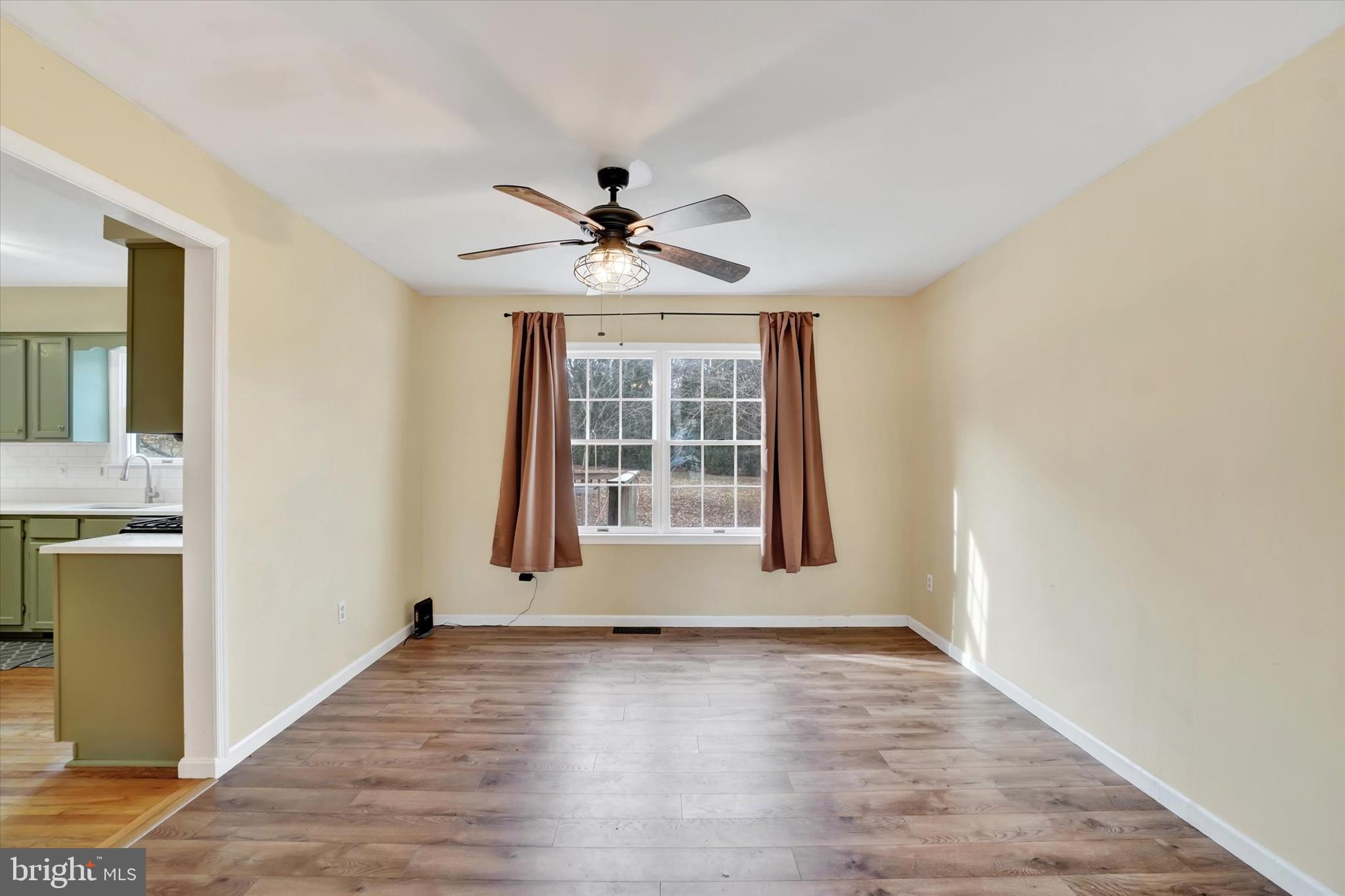 STRAWBERRY FIELDS - Residential