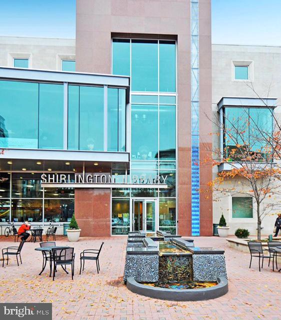 WEST VILLAGE OF SHIRLINGTON - Residential Lease