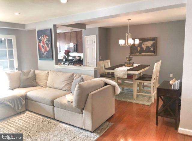 WEST VILLAGE OF SHIRLINGTON - Residential Lease