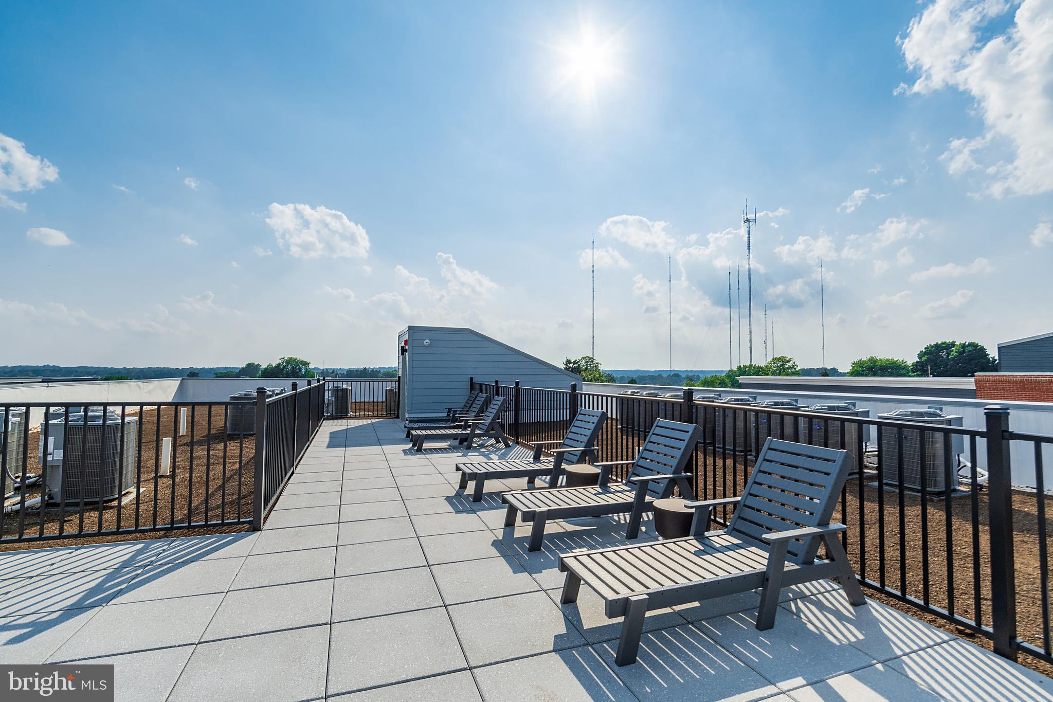 ROXBOROUGH - Residential Lease