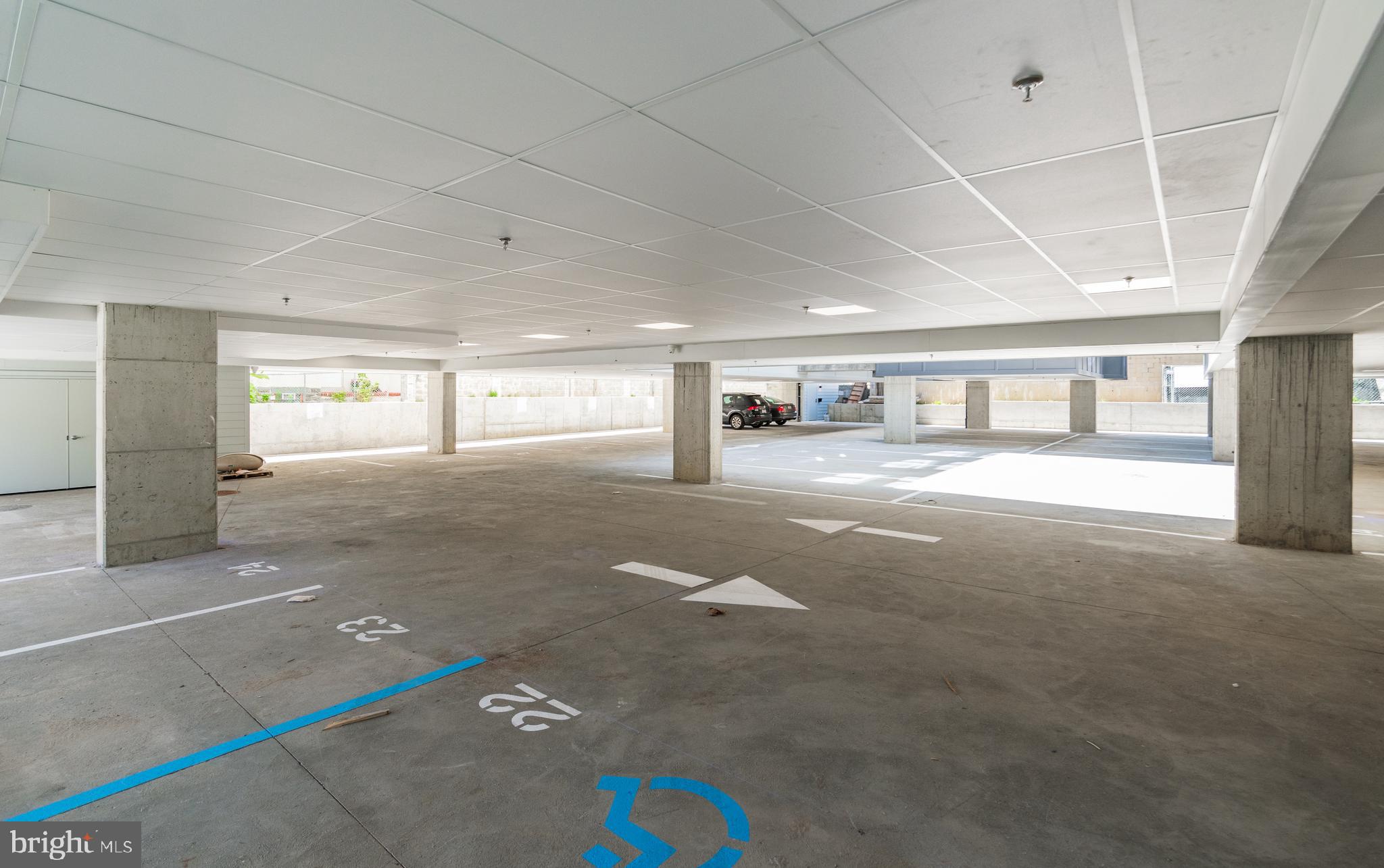 ROXBOROUGH - Residential Lease