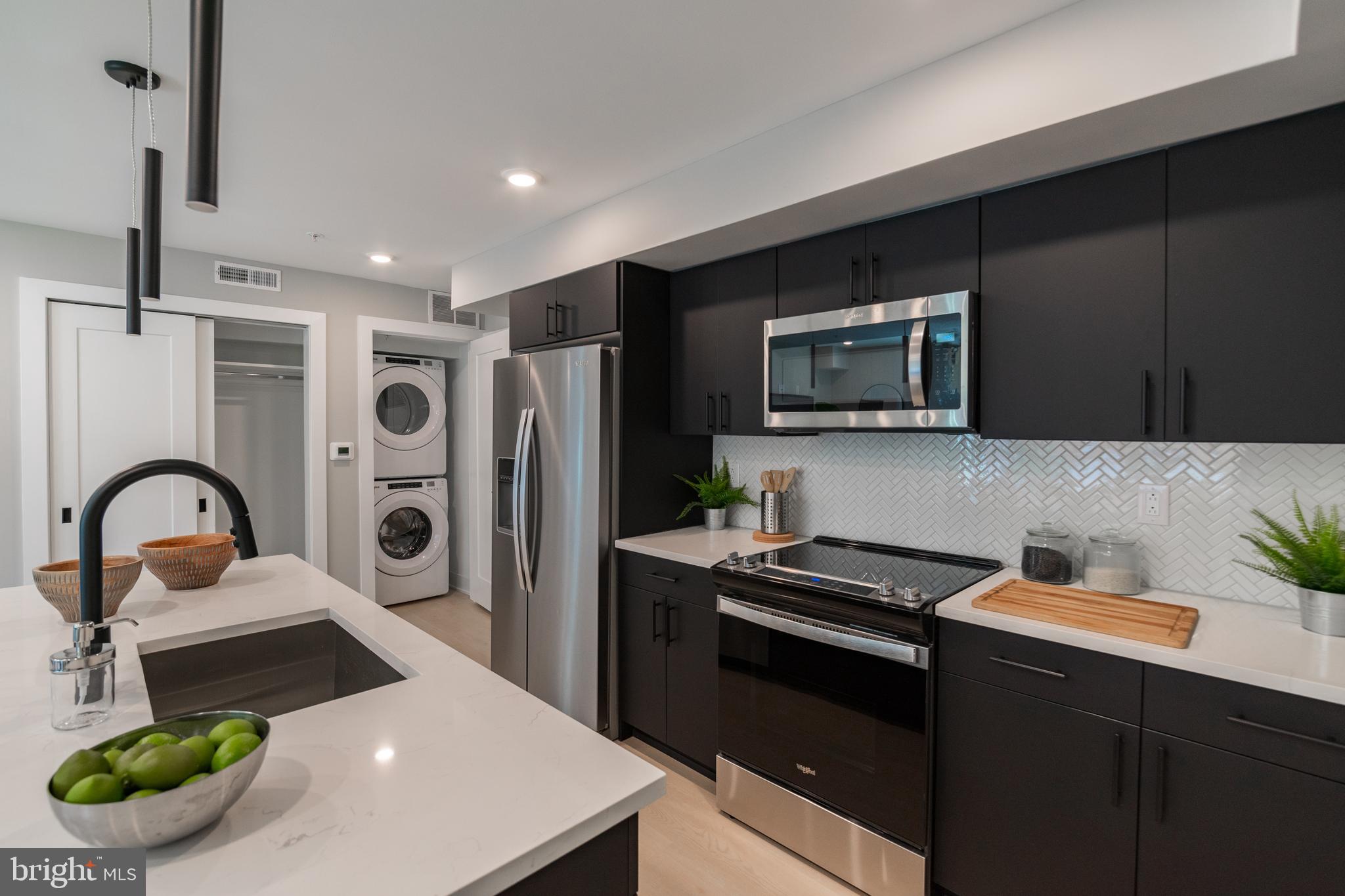 ROXBOROUGH - Residential Lease