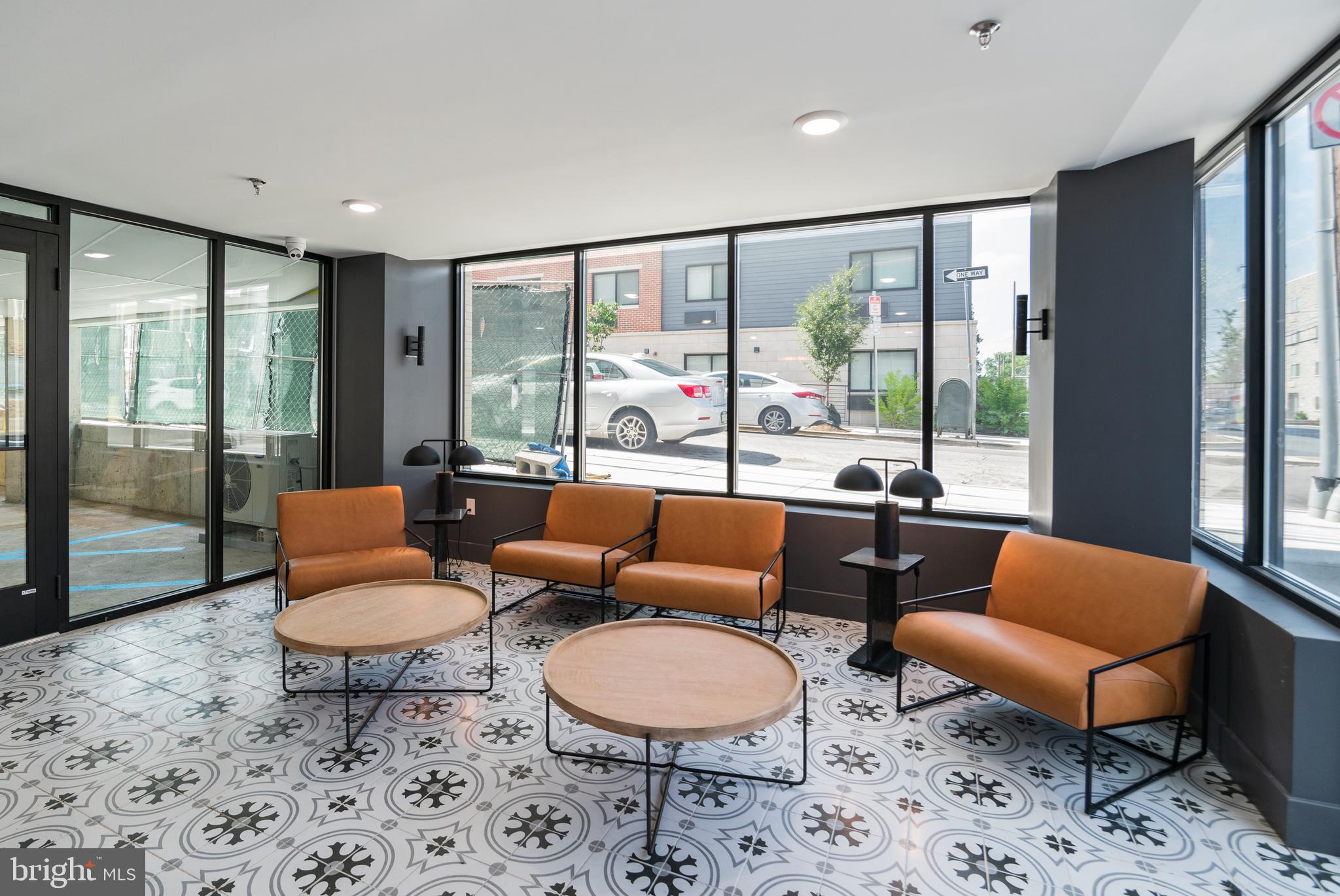 ROXBOROUGH - Residential Lease