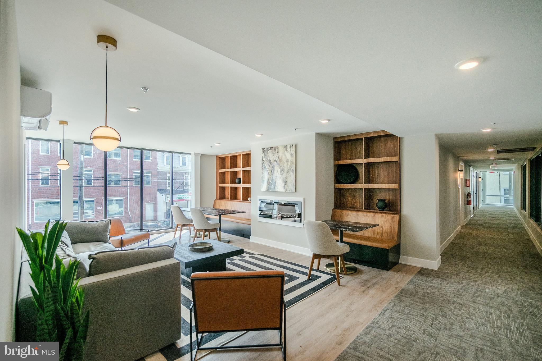 ROXBOROUGH - Residential Lease