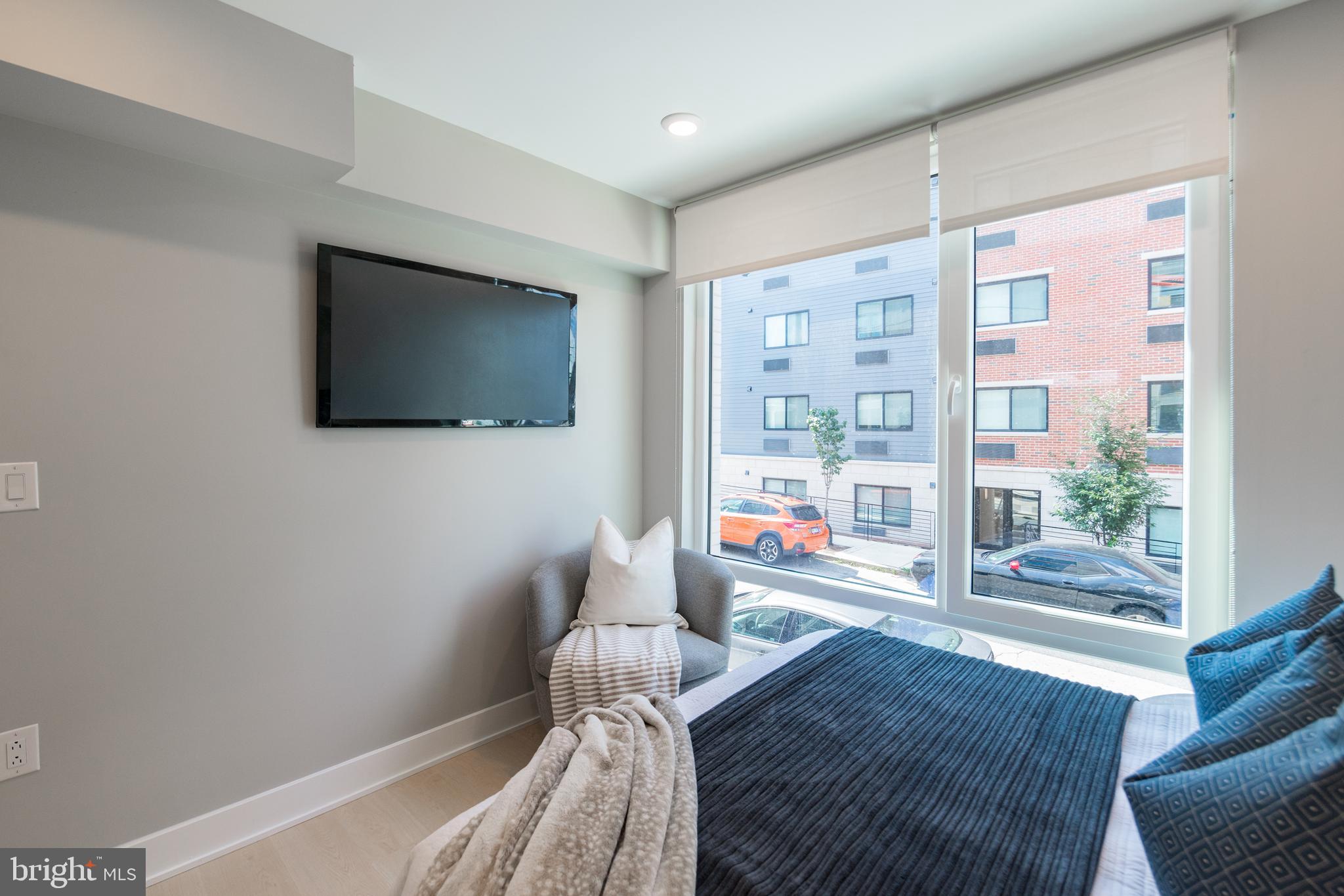 ROXBOROUGH - Residential Lease