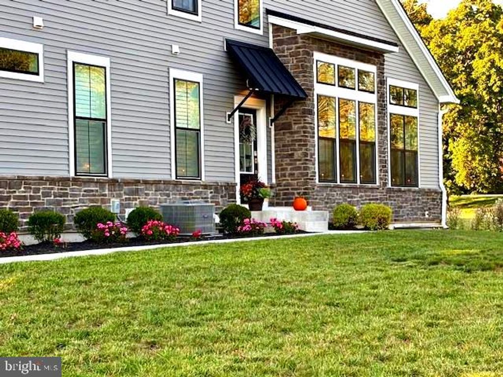 Photo of 15 Umbrell Drive, NORRISTOWN, PA 19403 (MLS # PAMC2157560)