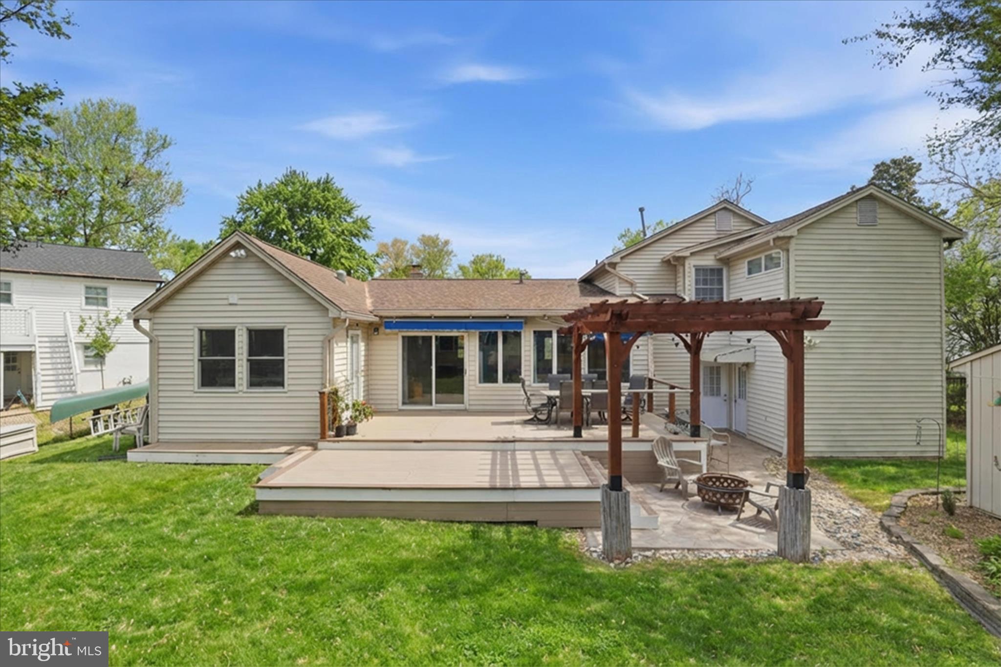 HAYFIELD FARM - Residential