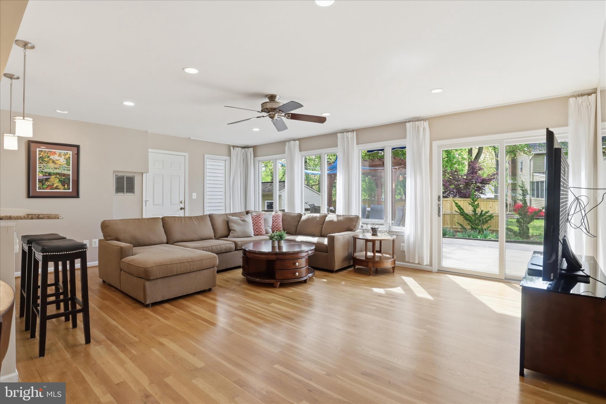 HAYFIELD FARM - Residential