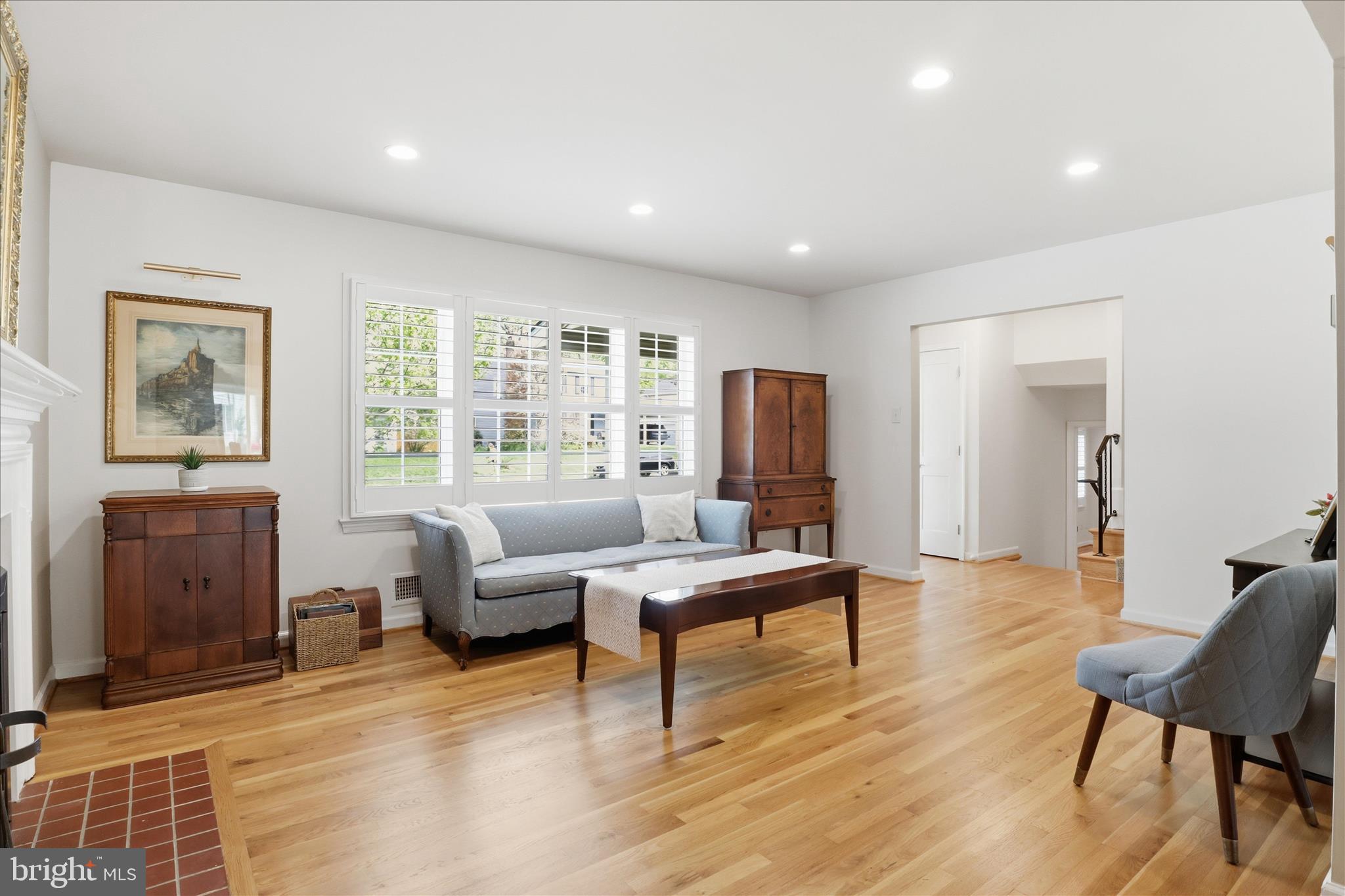 HAYFIELD FARM - Residential