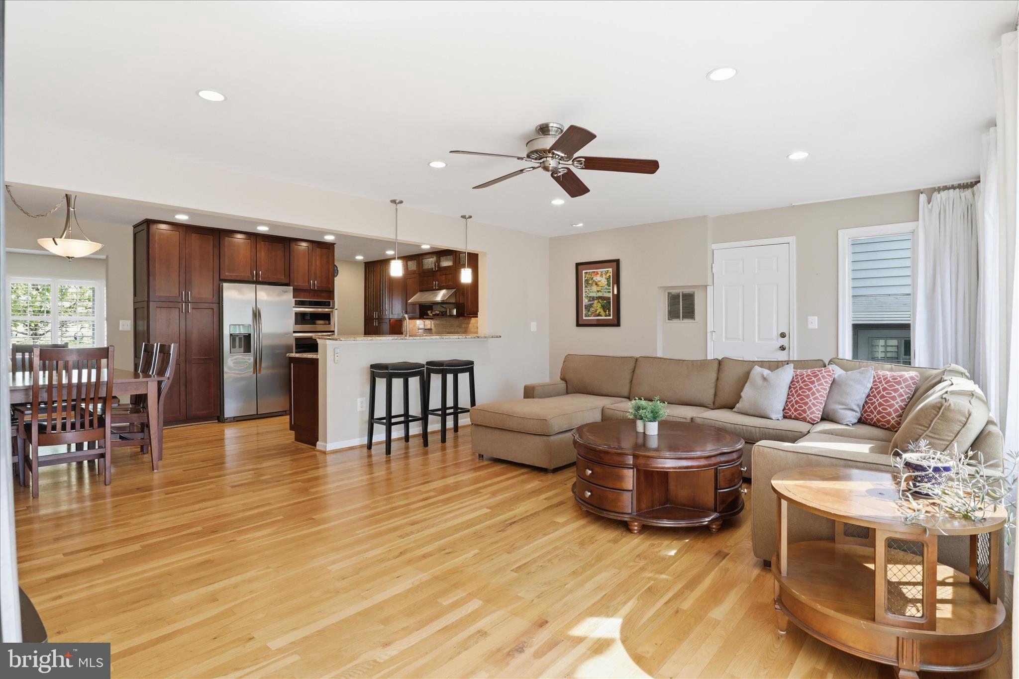 HAYFIELD FARM - Residential