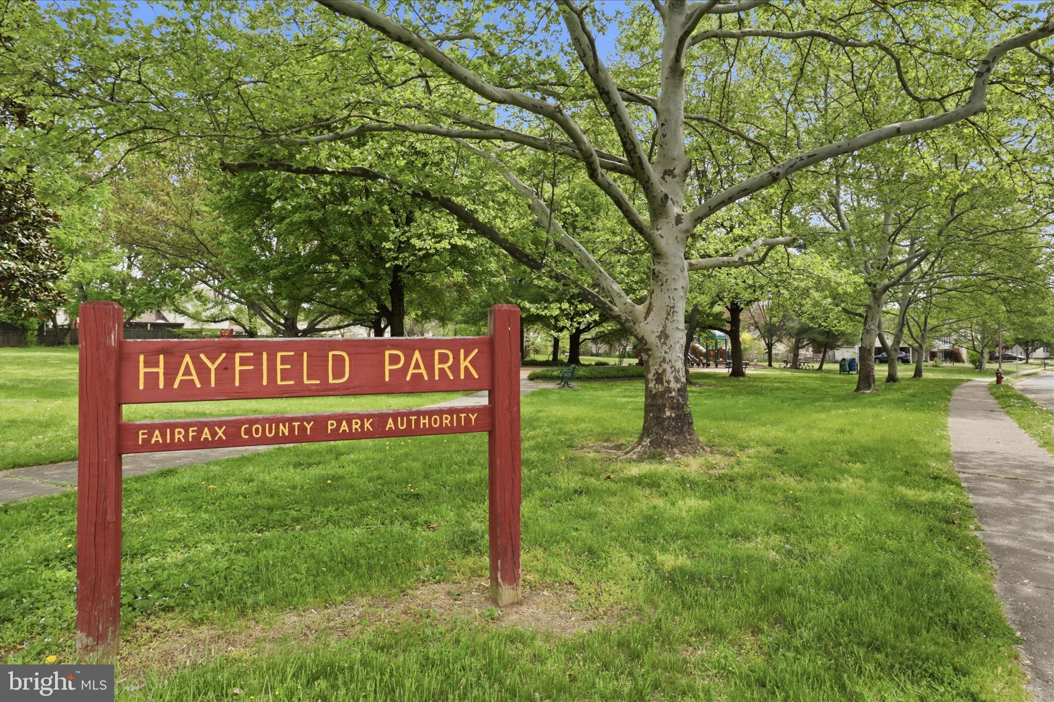 HAYFIELD FARM - Residential