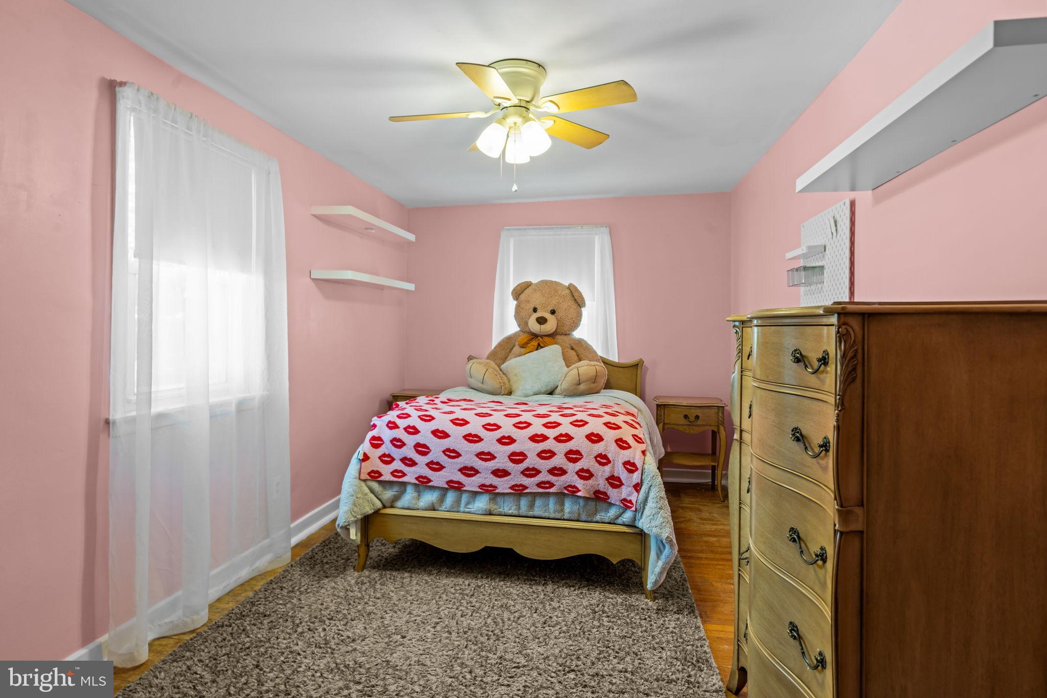 PINE VALLEY - Residential