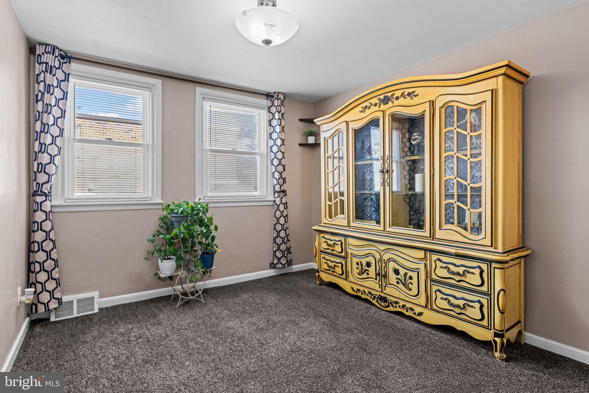 PINE VALLEY - Residential