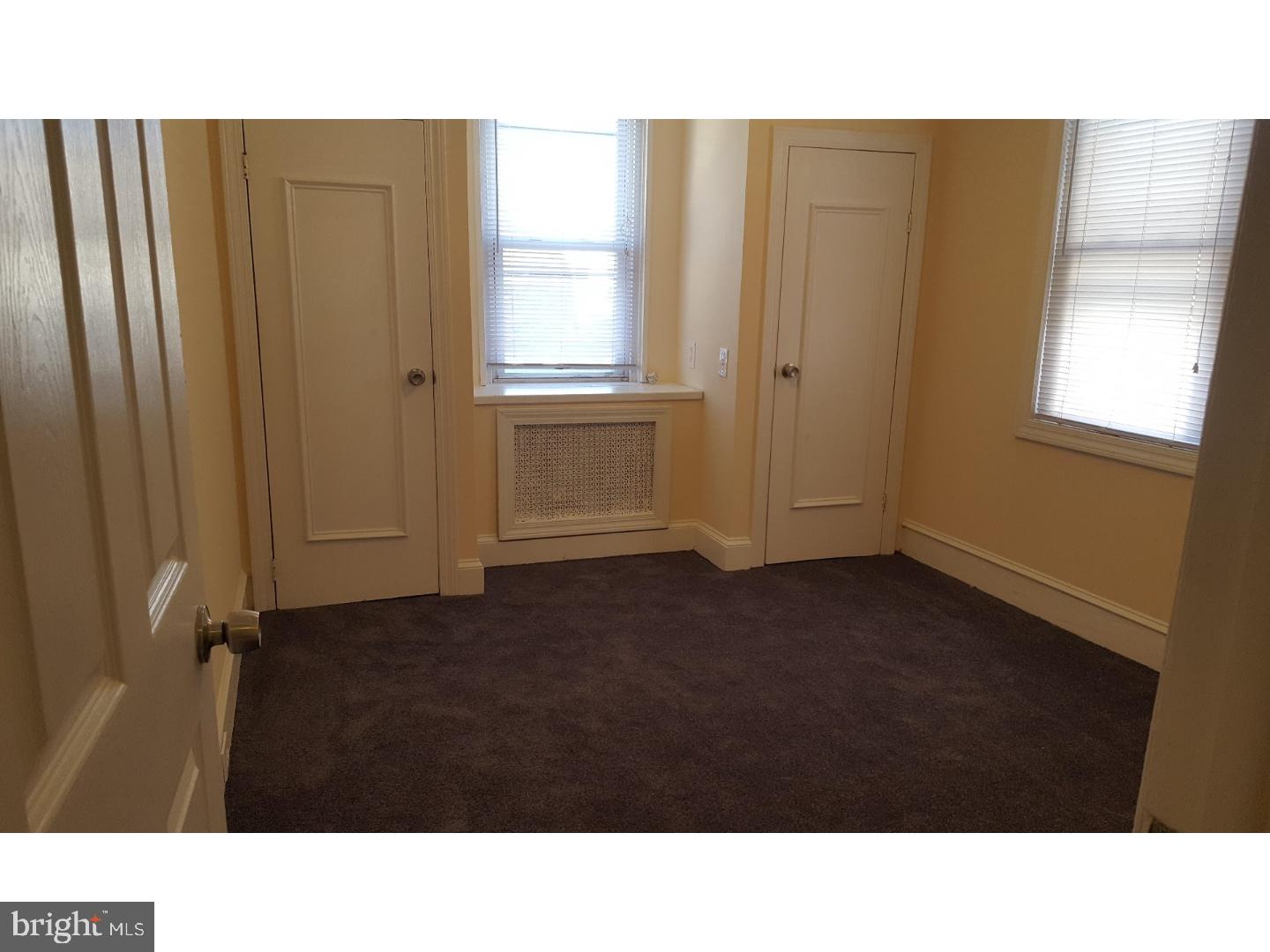 PORT RICHMOND - Residential Lease