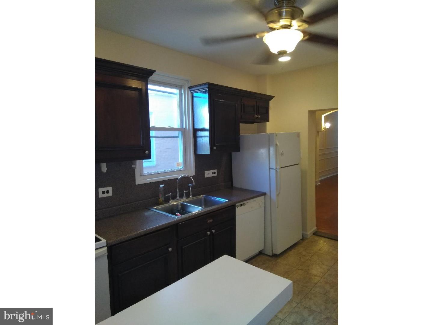 PORT RICHMOND - Residential Lease