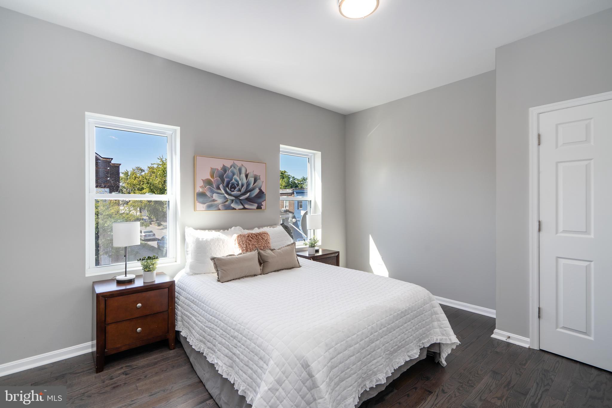 EAST BALTIMORE MIDWAY - Residential