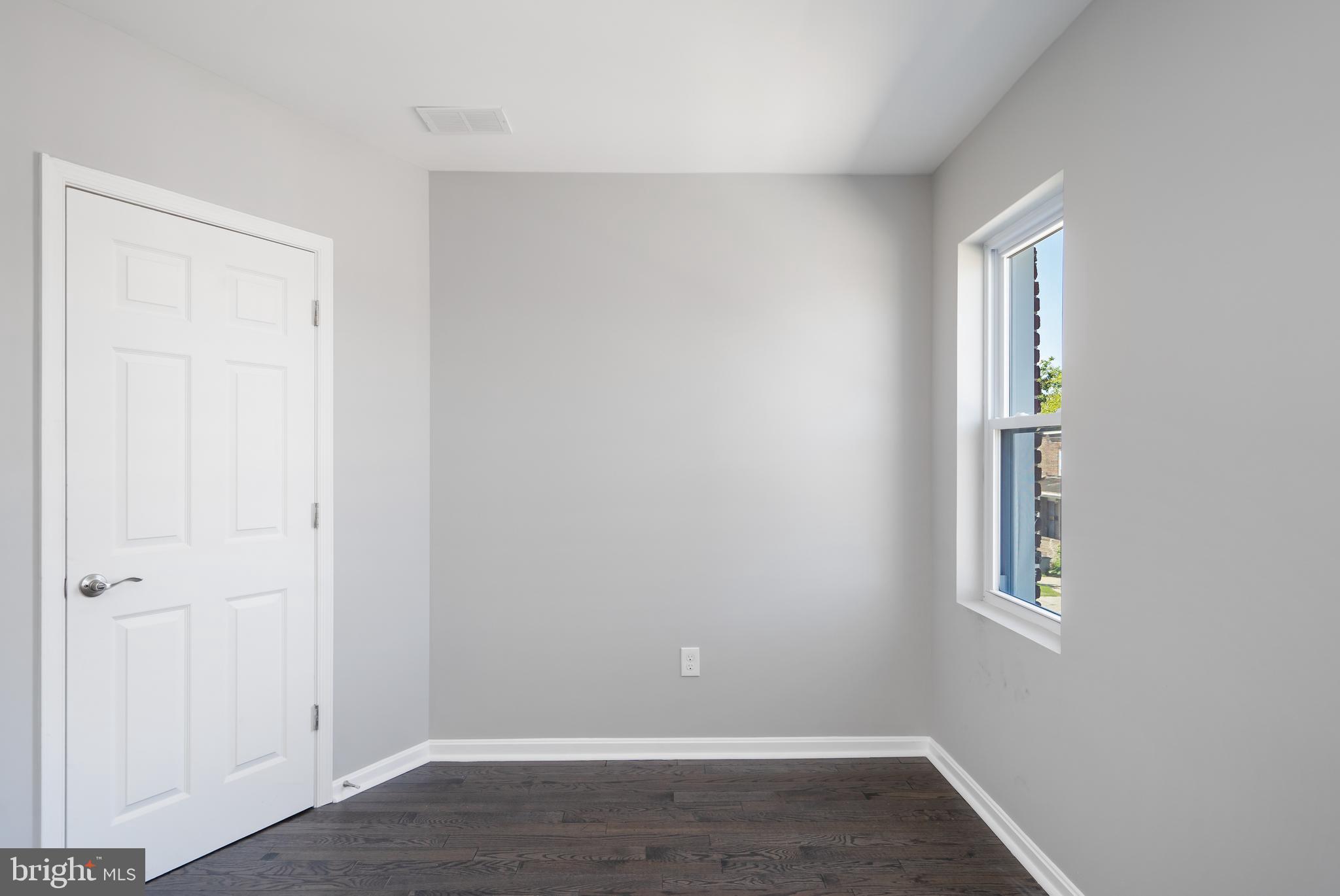 EAST BALTIMORE MIDWAY - Residential