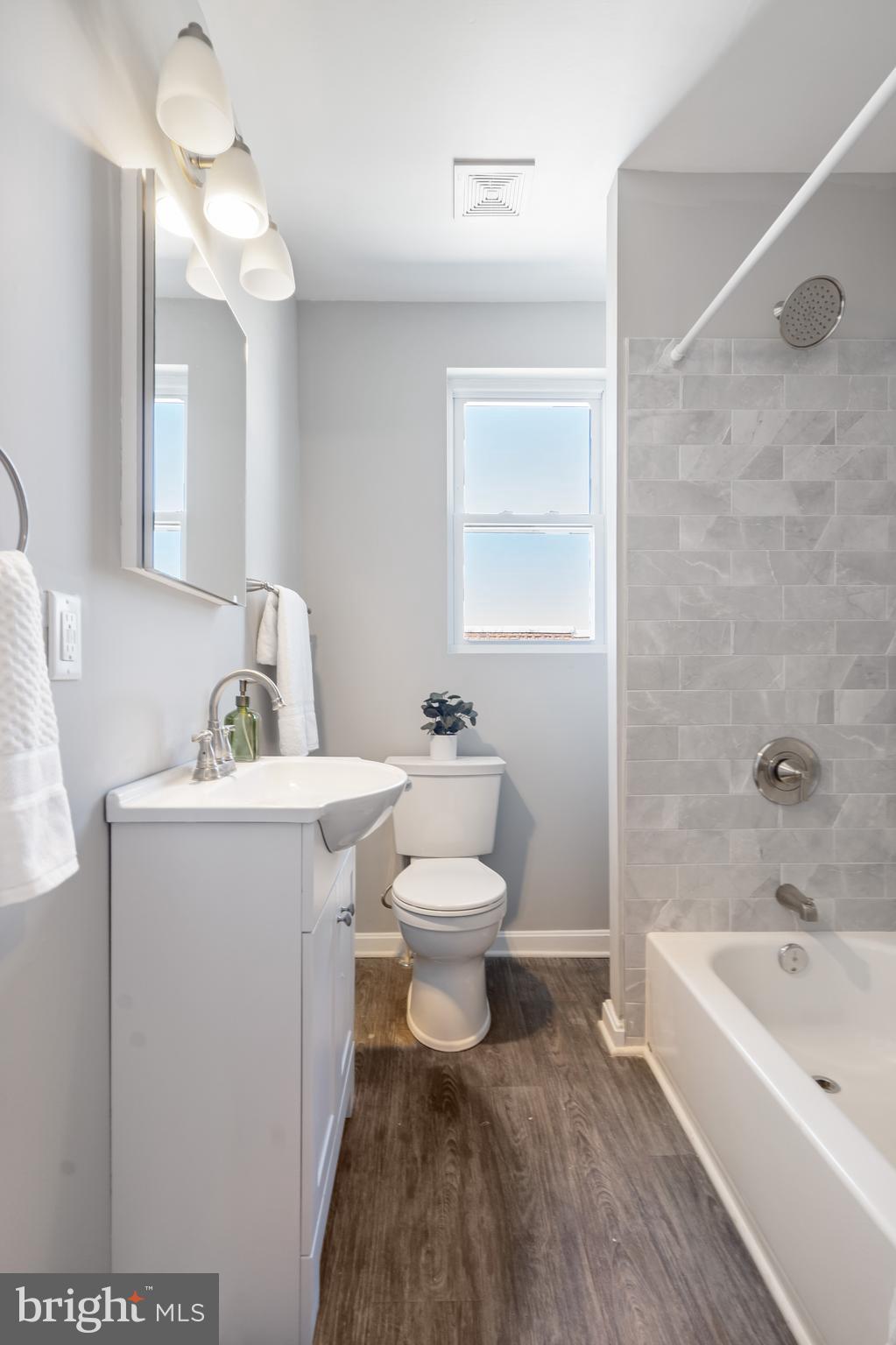 EAST BALTIMORE MIDWAY - Residential