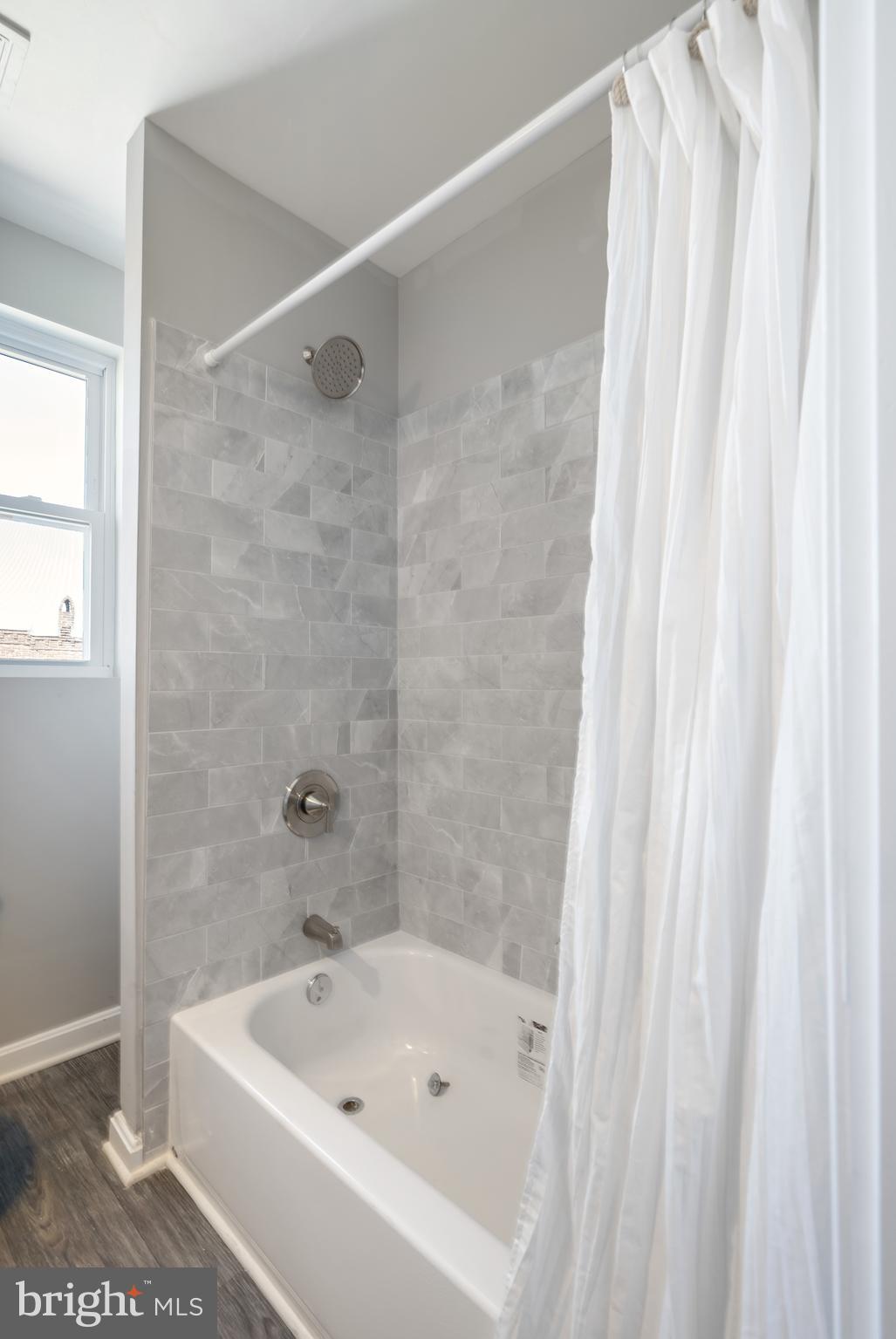 EAST BALTIMORE MIDWAY - Residential